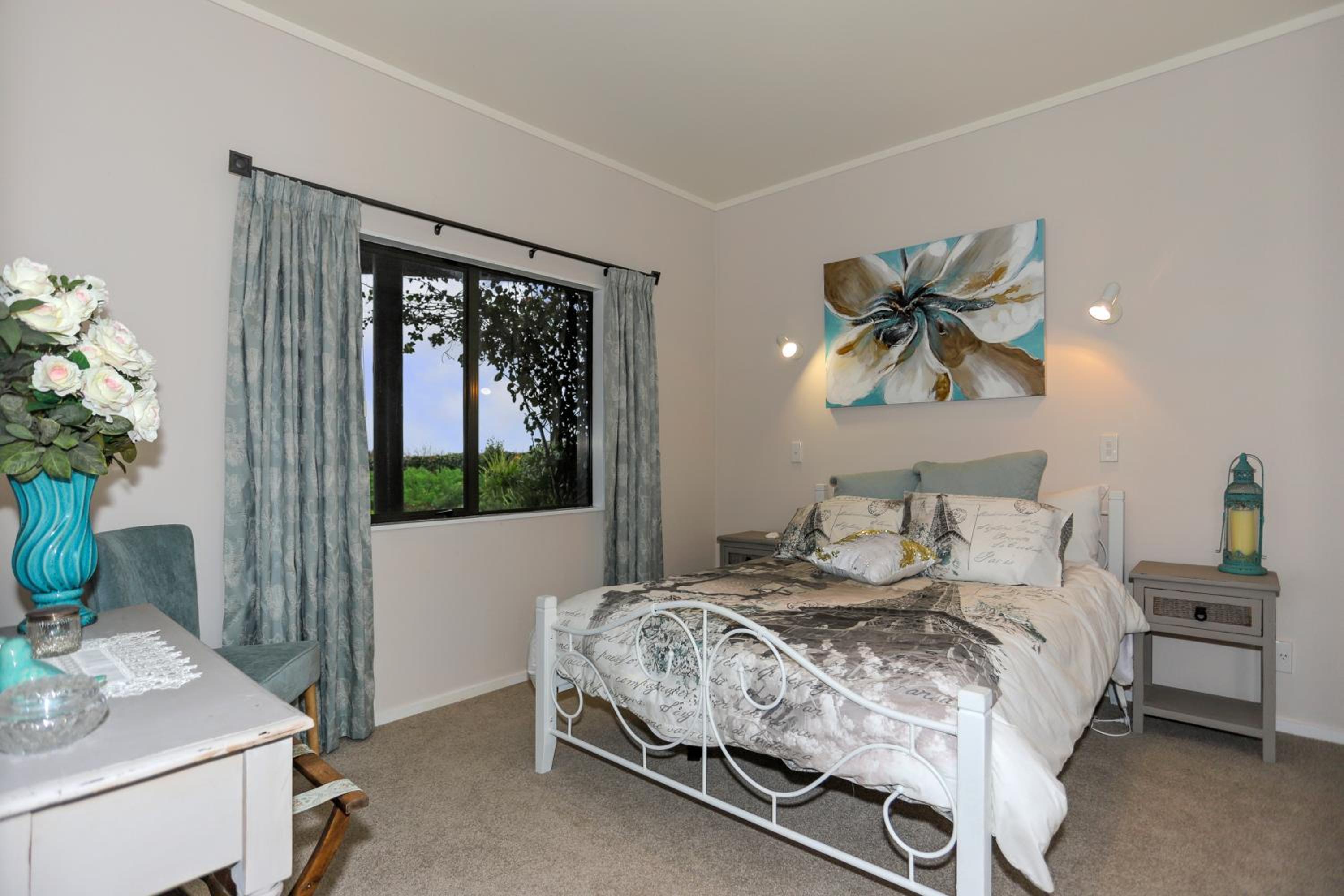 Three-Bedroom House photo 1