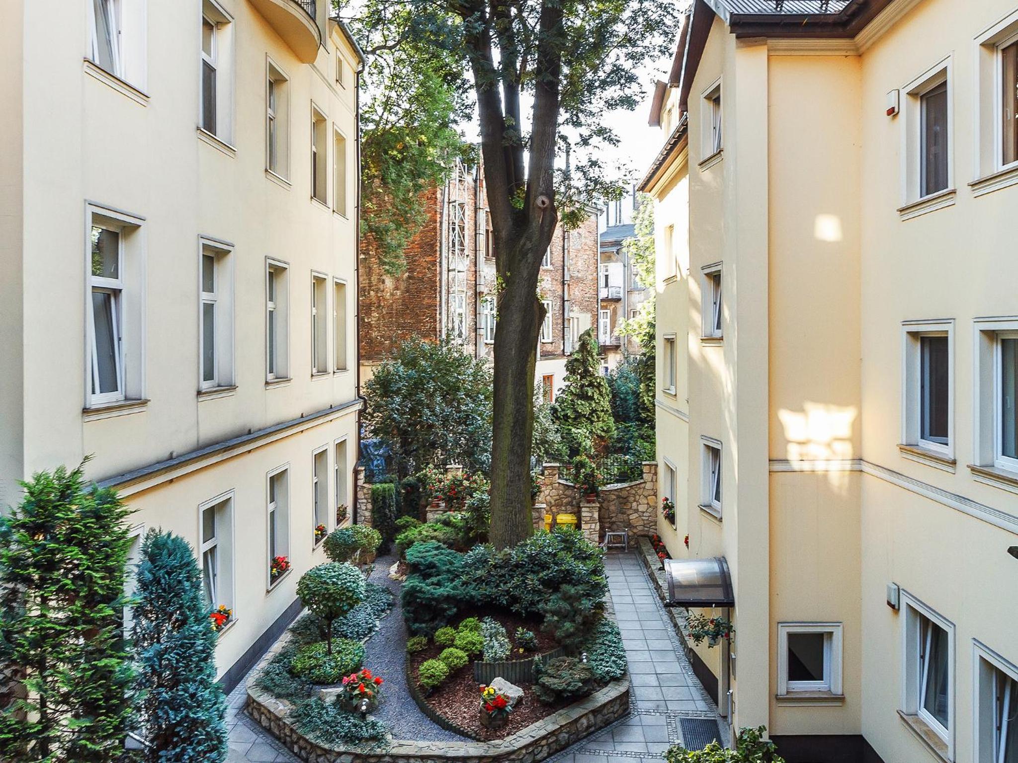 Deluxe Apartment with Balcony (3 Adults) photo 3