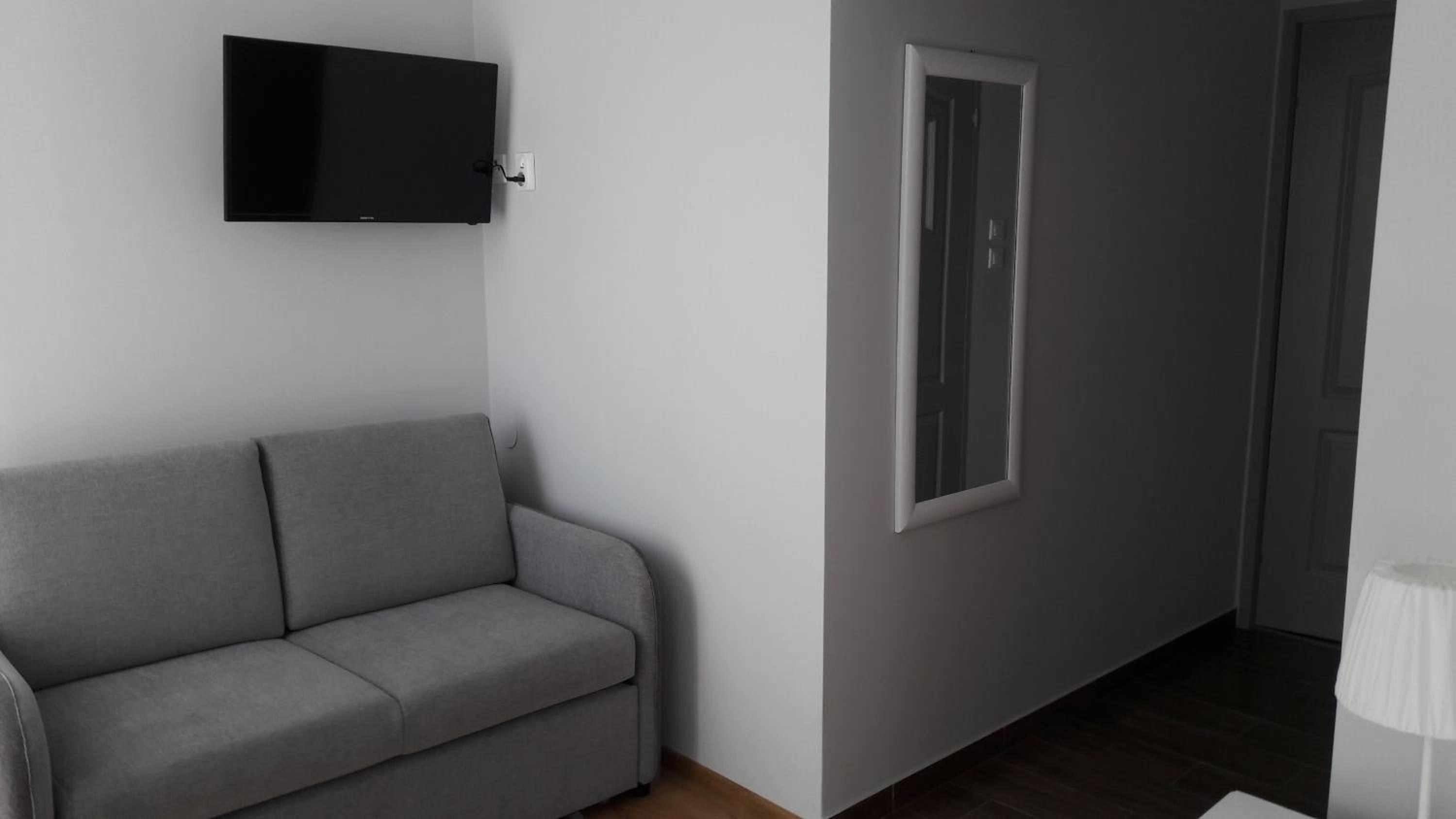 Single Room photo 3