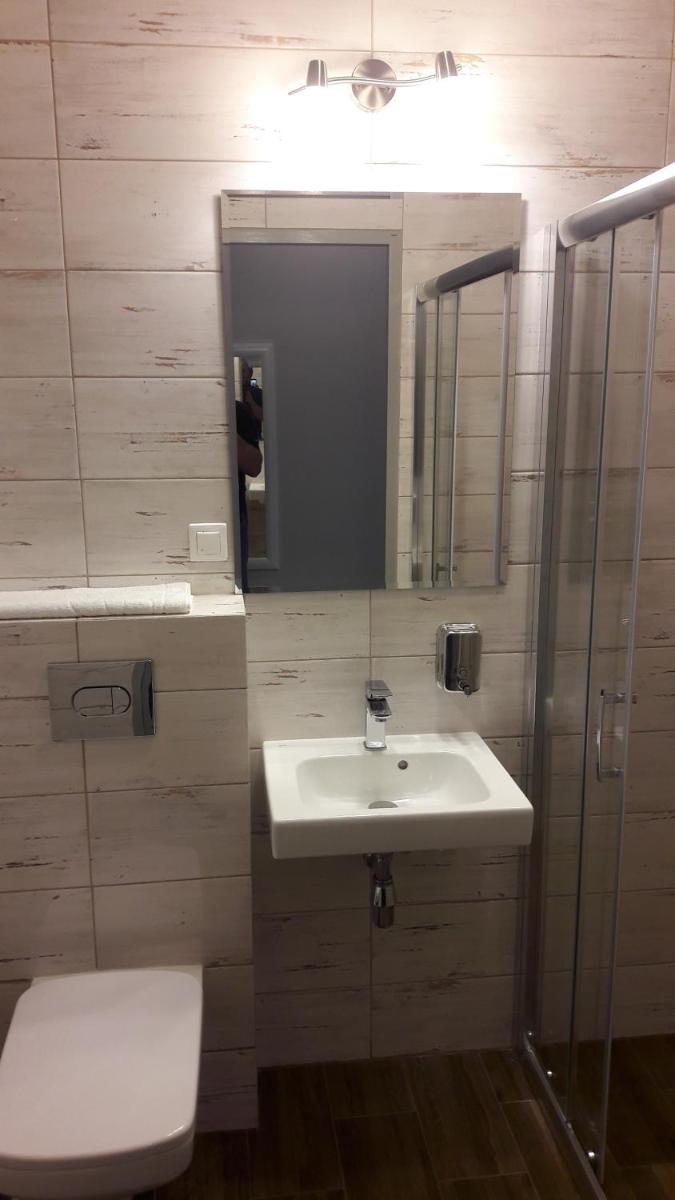 Double Room with Private Bathroom photo 3