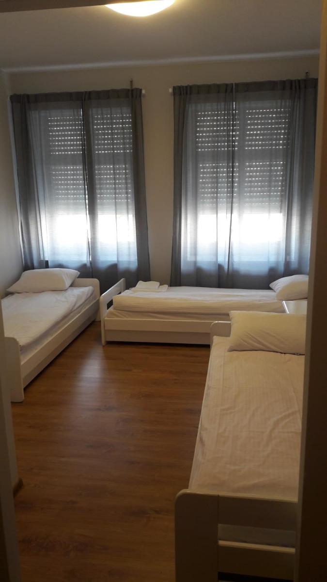 Triple Room with Private Bathroom photo 1