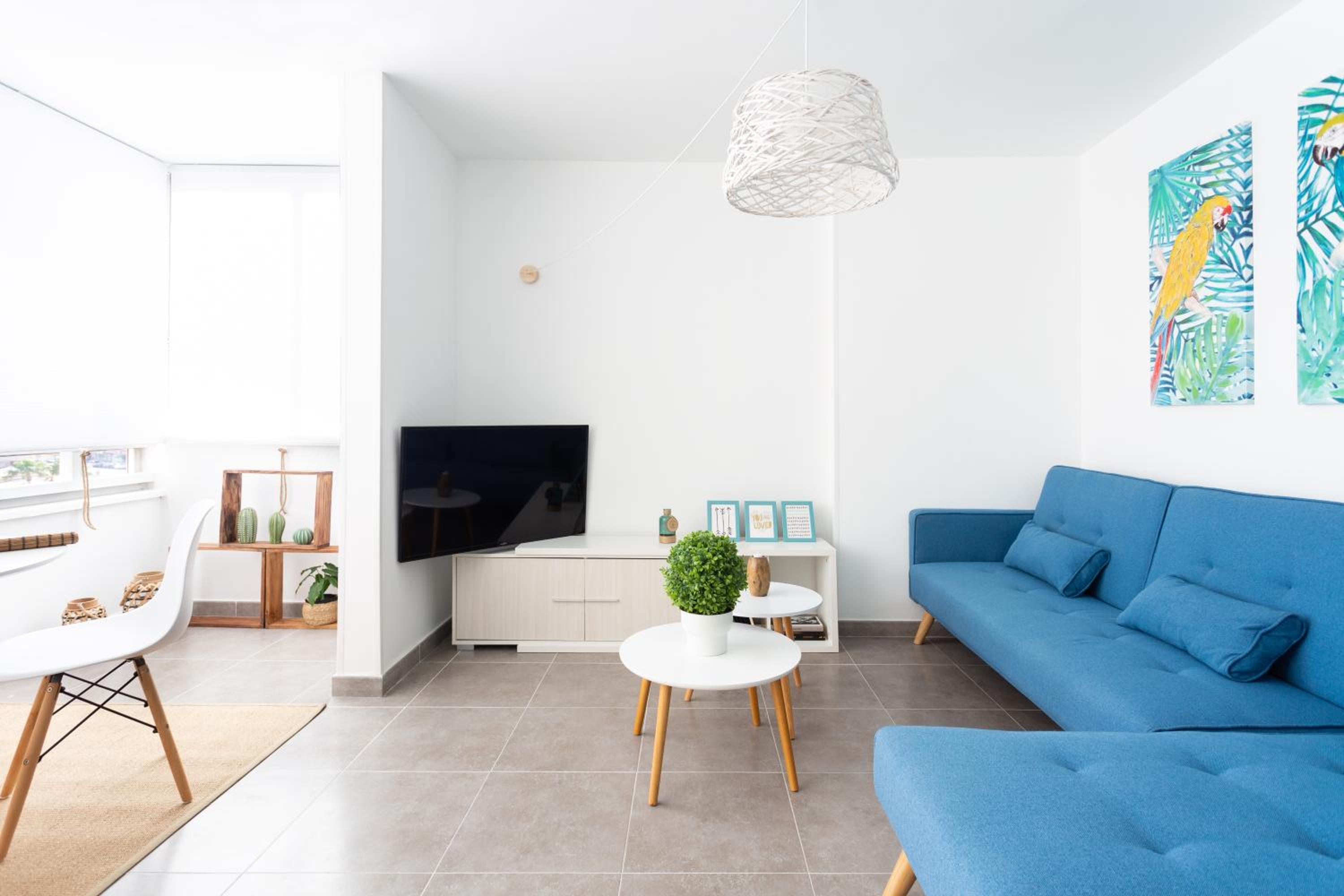 Apartment photo 2