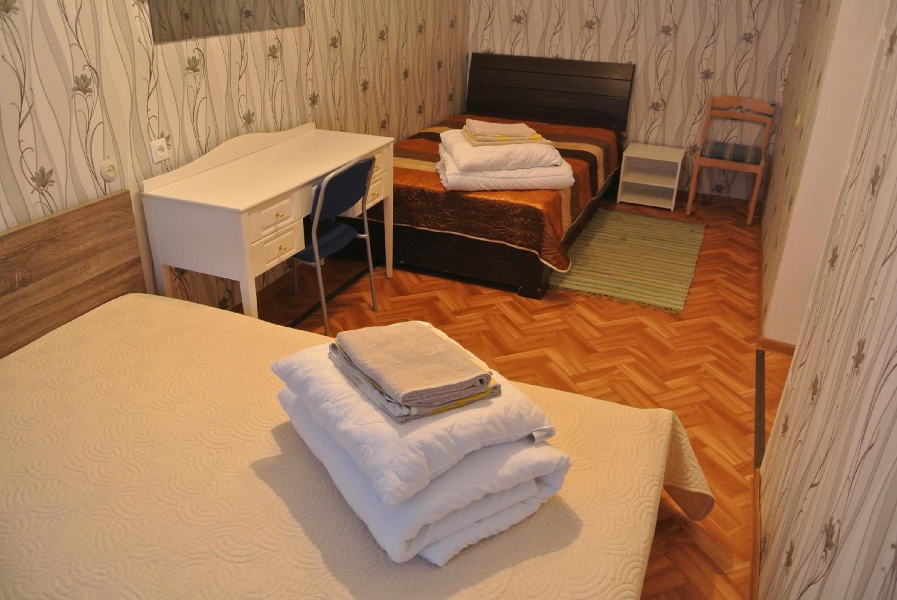 One-Bedroom Apartment - Photo 7