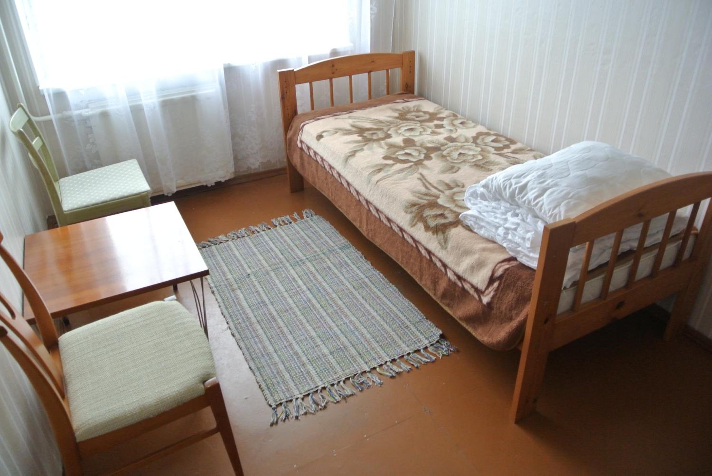 One-Bedroom Apartment - Photo 16