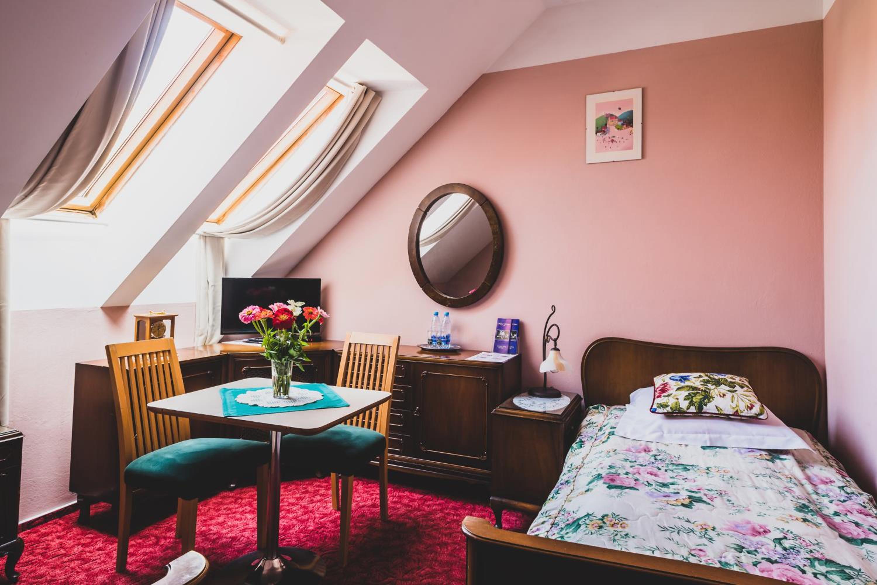 Twin Room photo 1