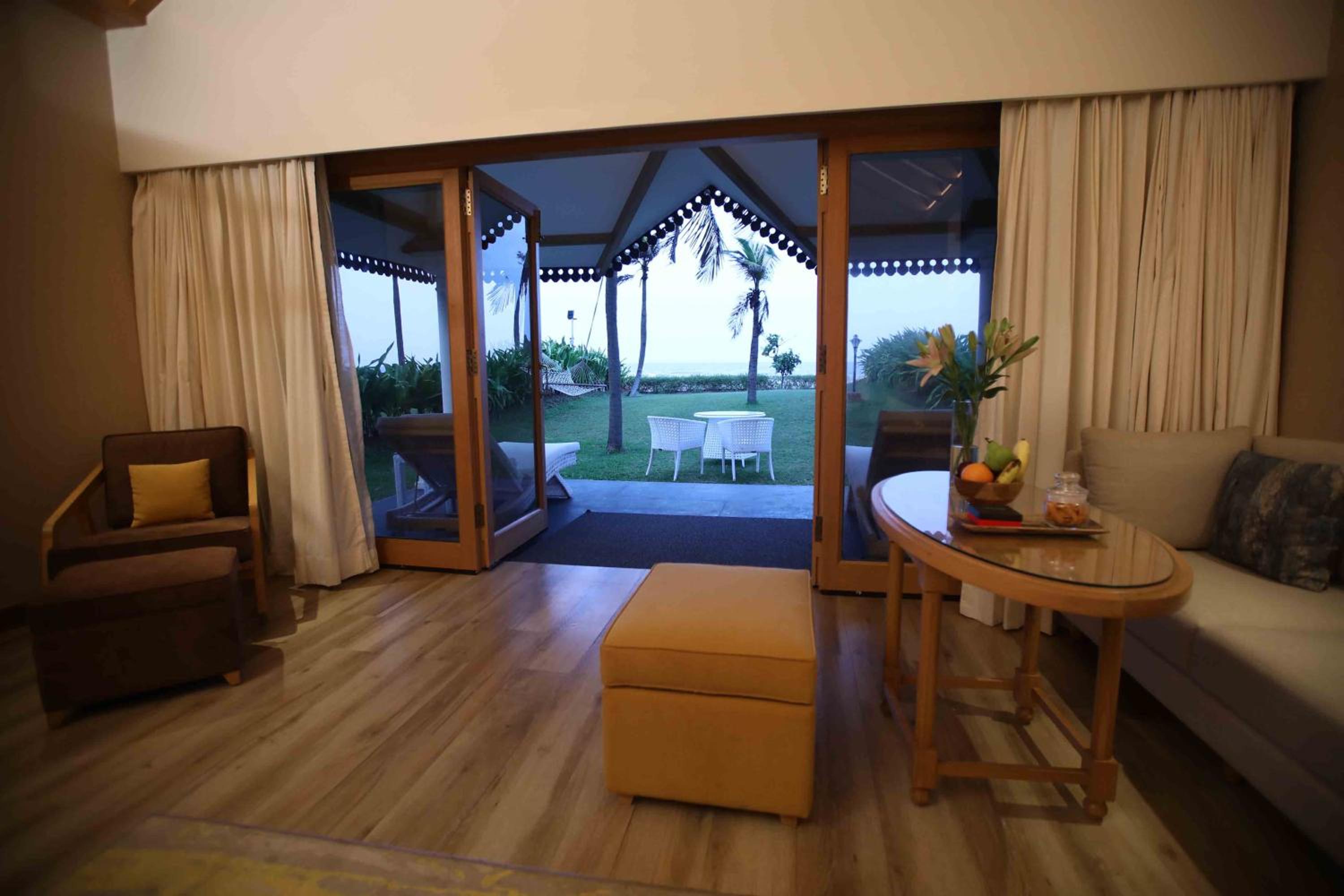Premium Villa Sea View King Bed - Photo 4