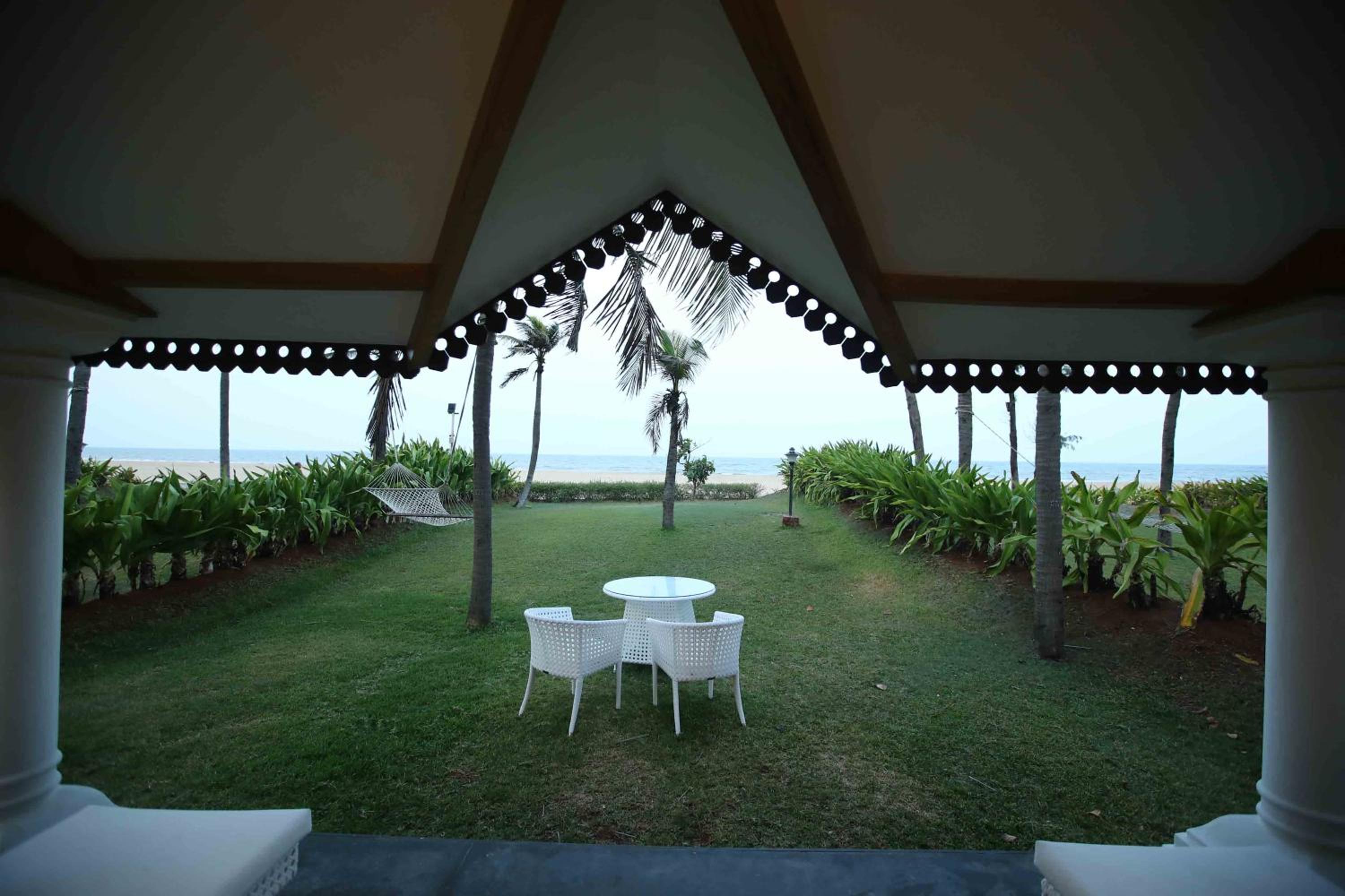 Premium Villa Sea View King Bed - Photo 7