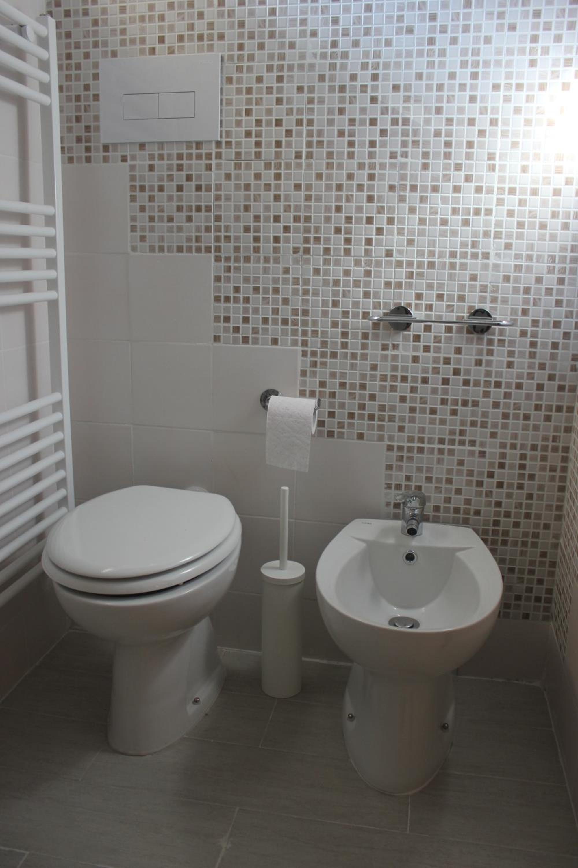 Deluxe Double or Twin Room - Photo 3