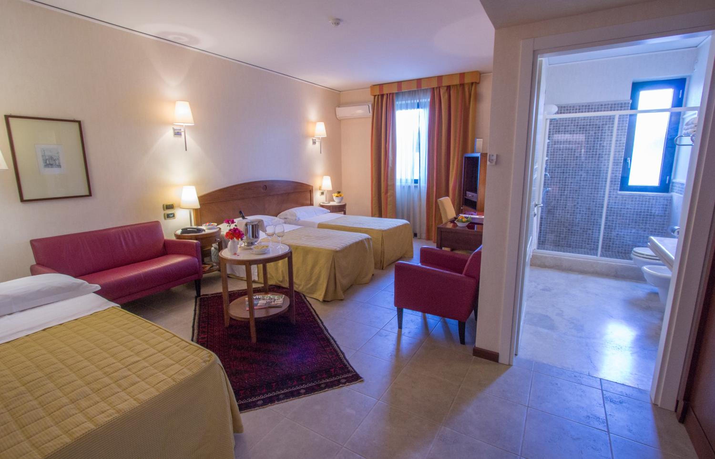 Basic Triple Room