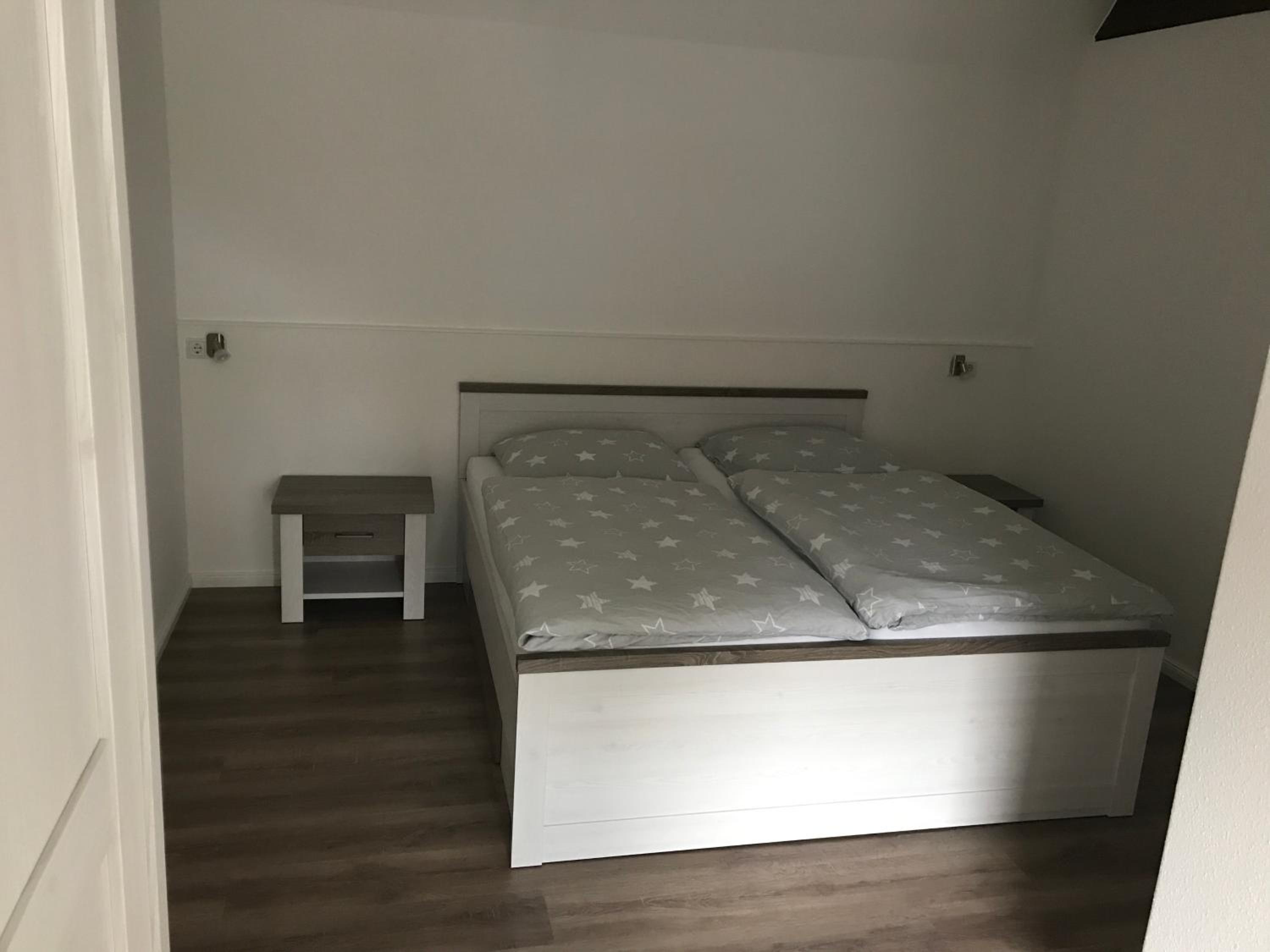 Double Room - Photo 5