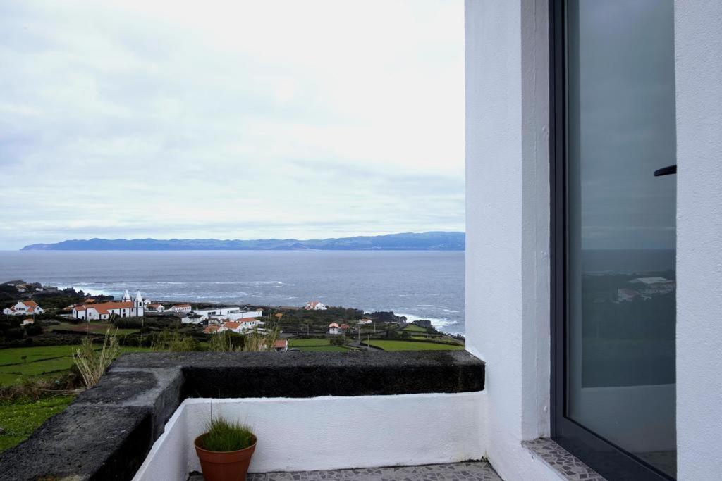 One-Bedroom Apartment With Sea View (1-4 Adults) photo 2