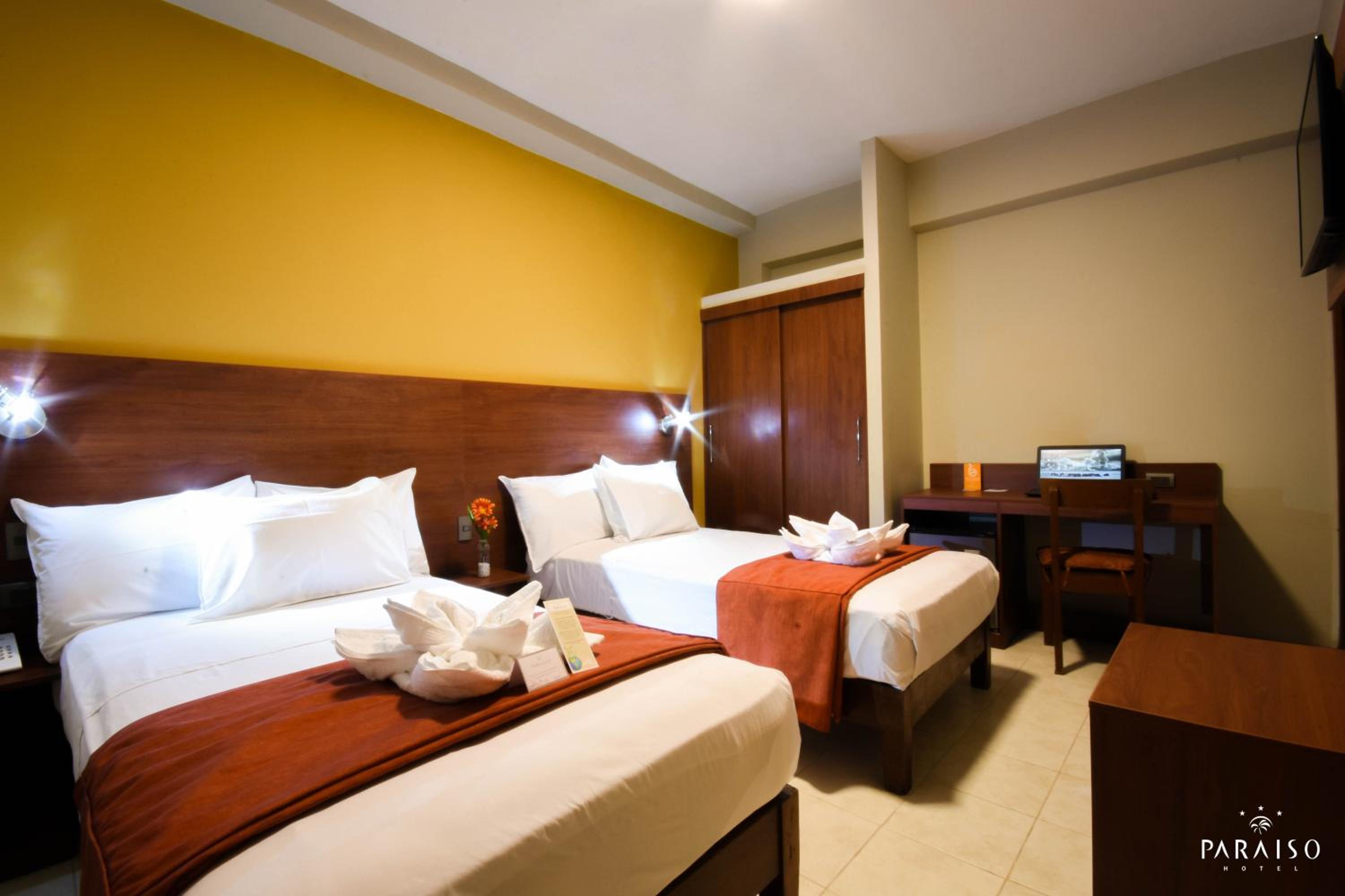Double Room with Two Double Beds photo 3