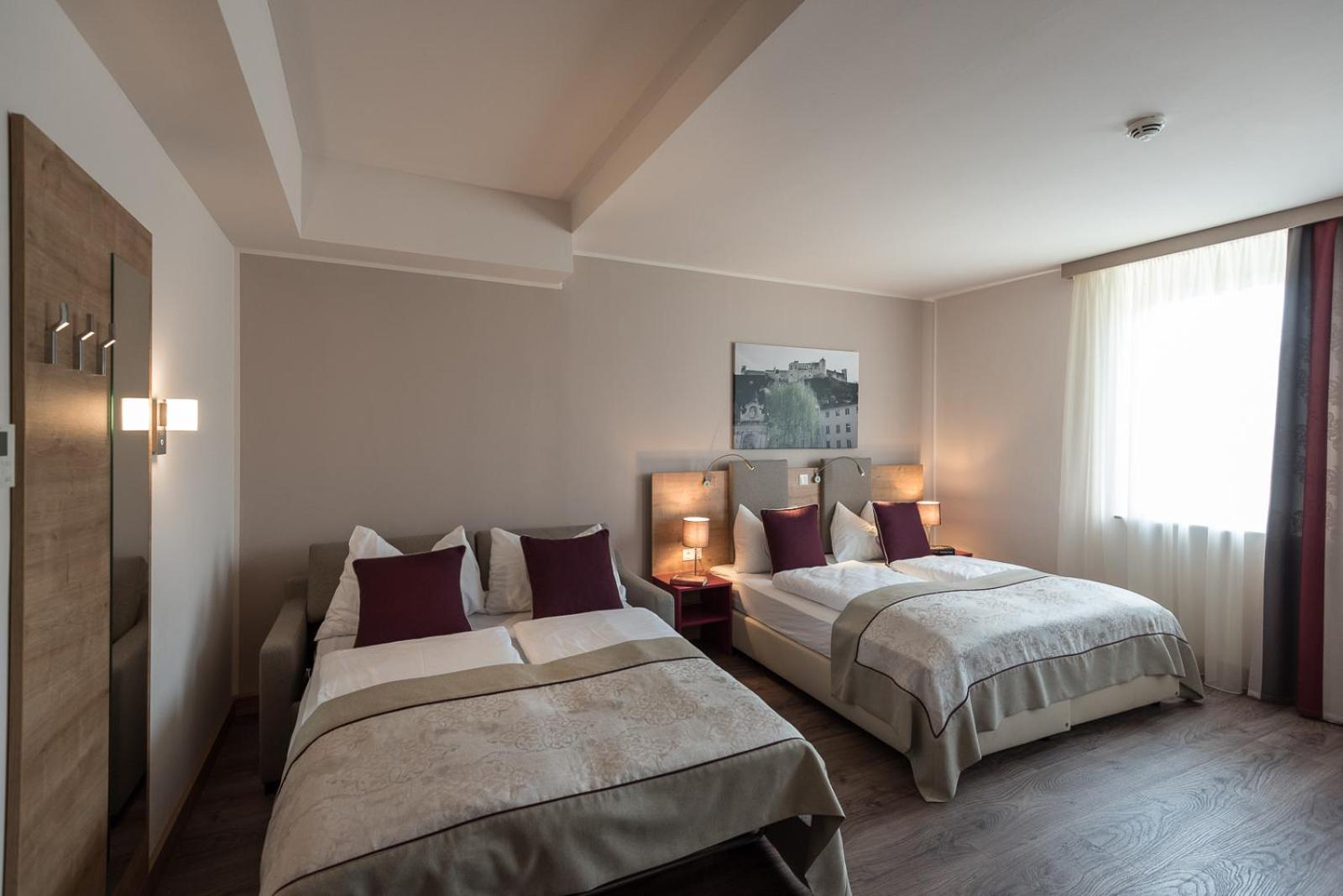 Superior Room with Balcony photo 1