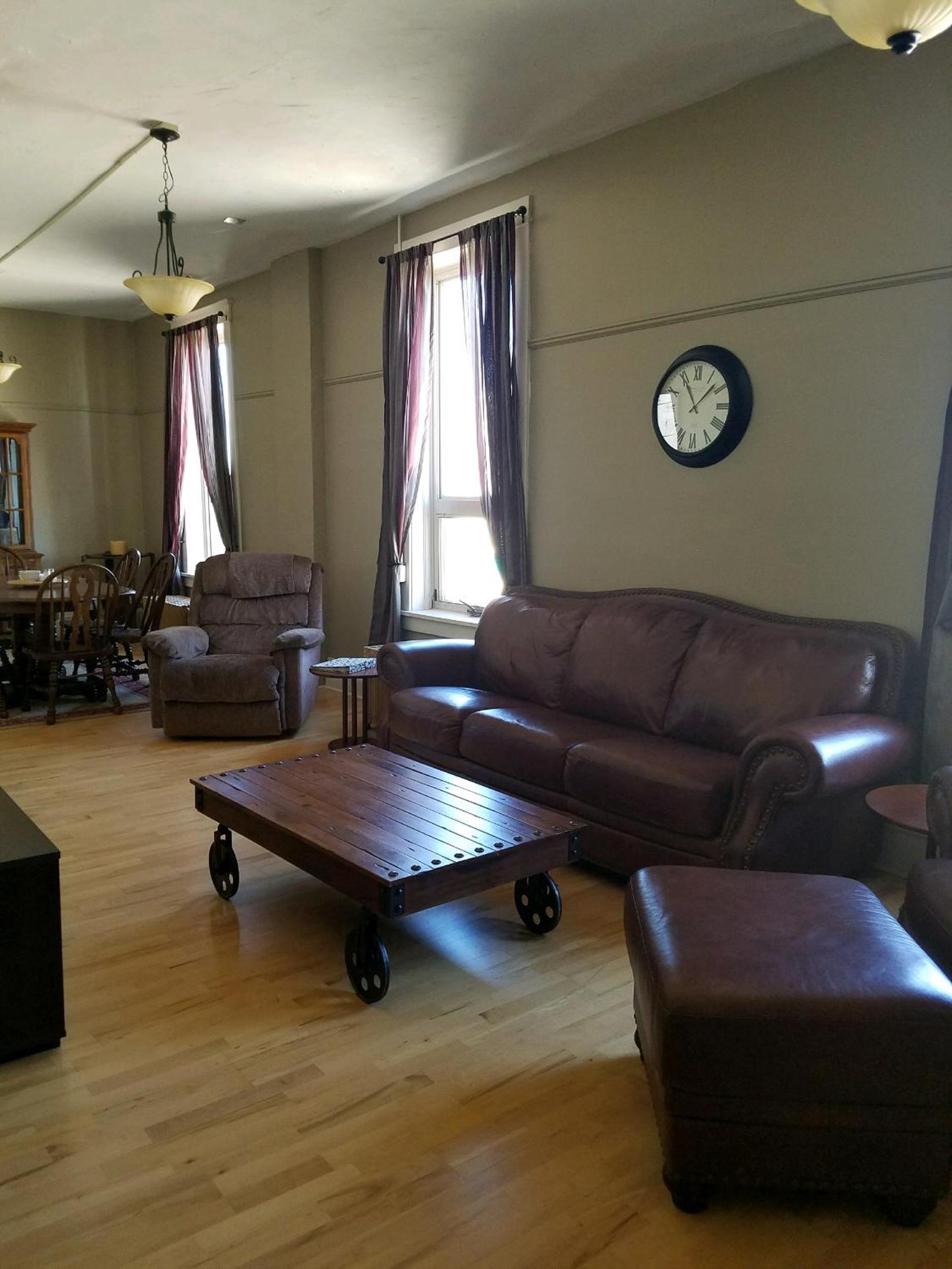 Four-Bedroom Suite photo 2