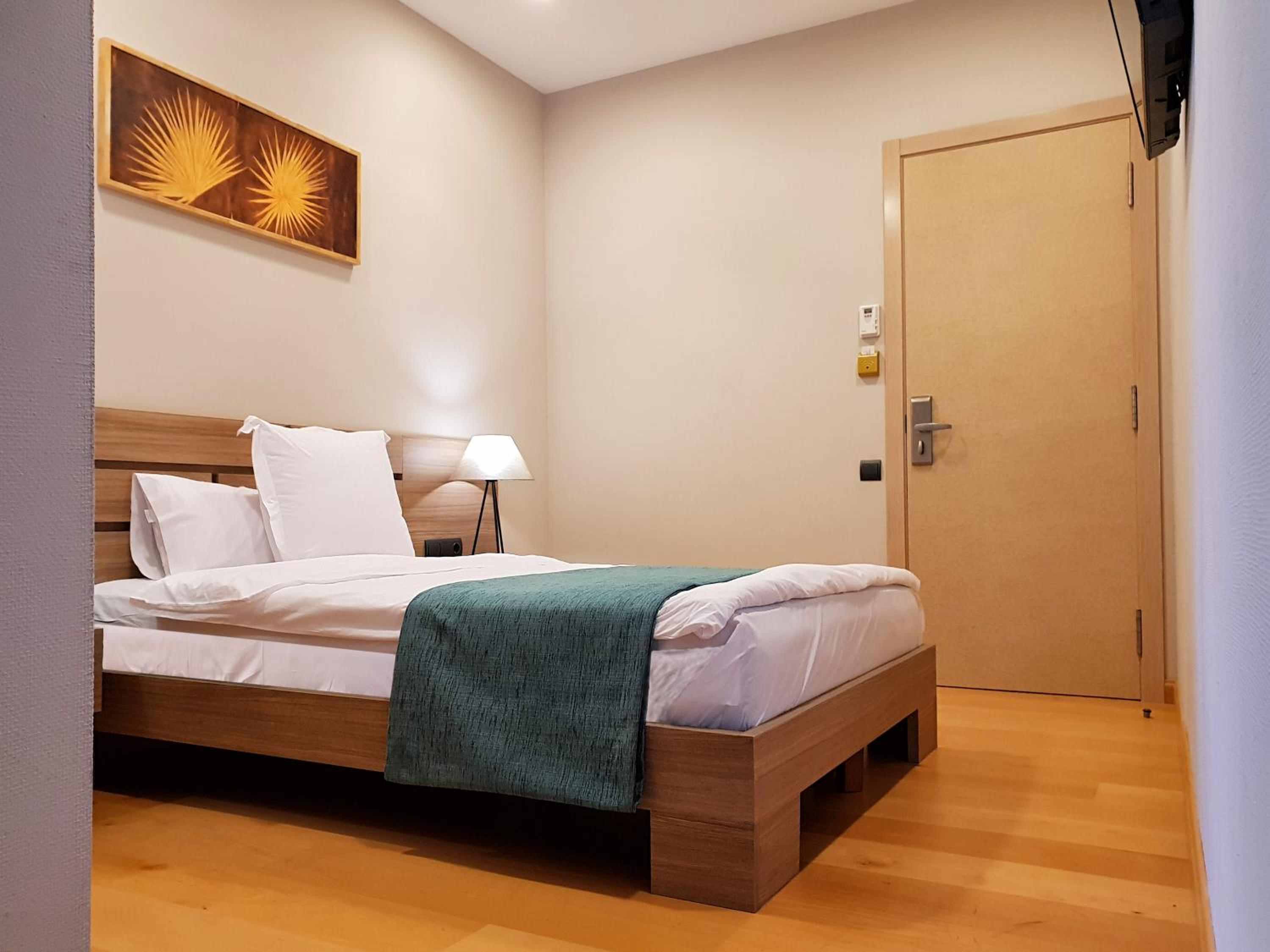 Single Room with Balcony photo 1