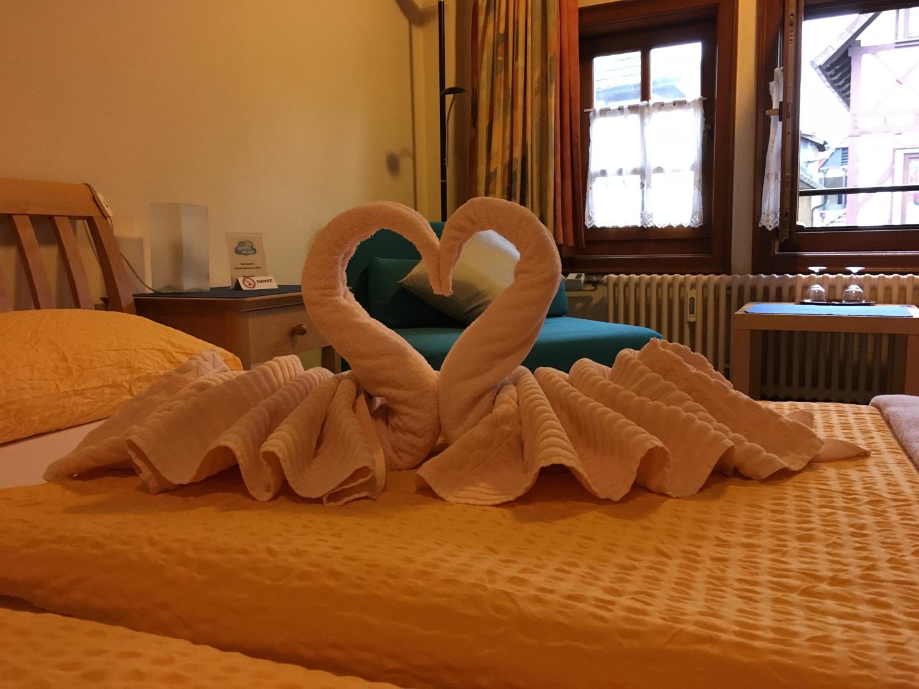 Double Room - Photo 7