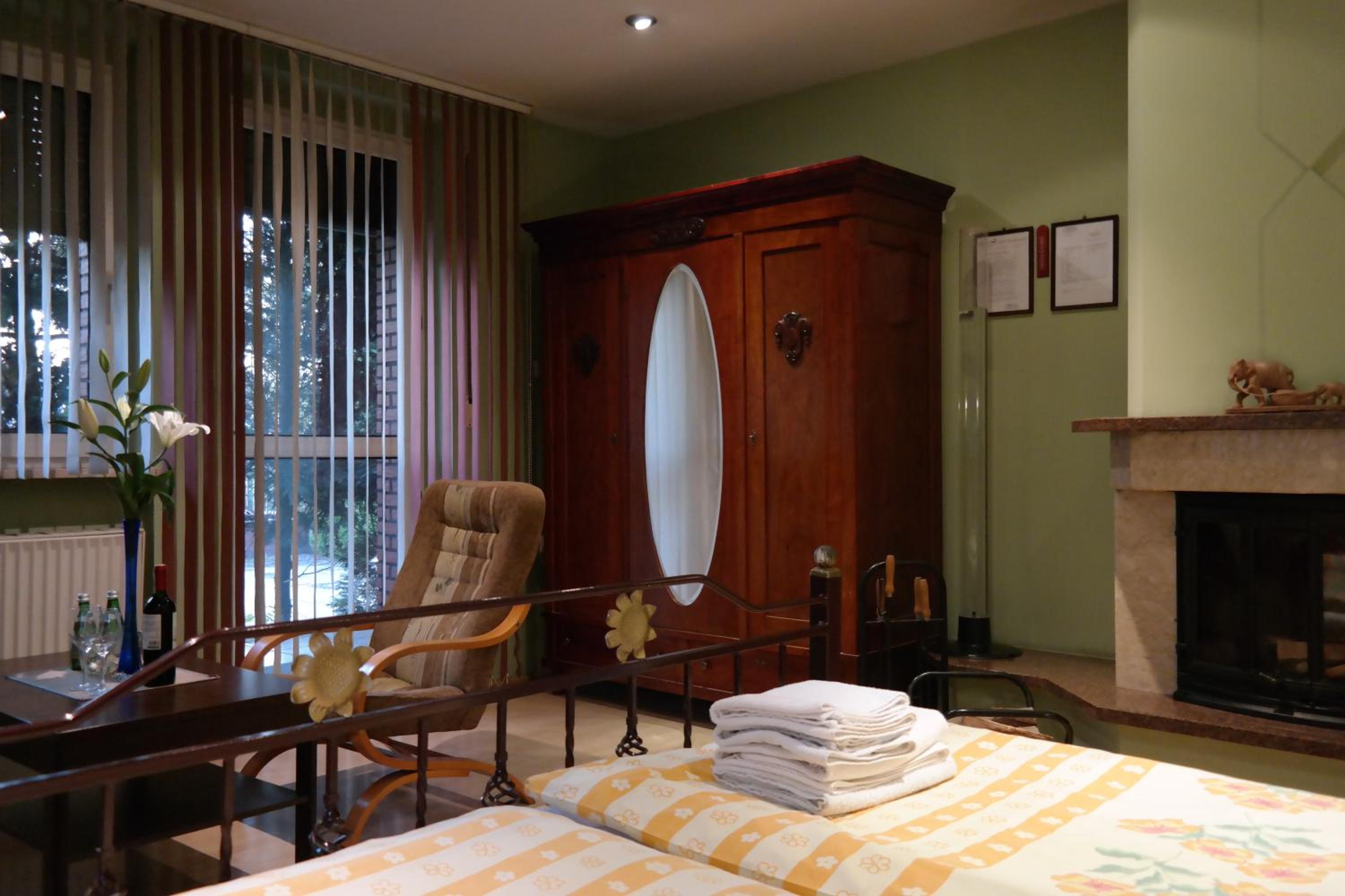 Superior Double Room with Sofa