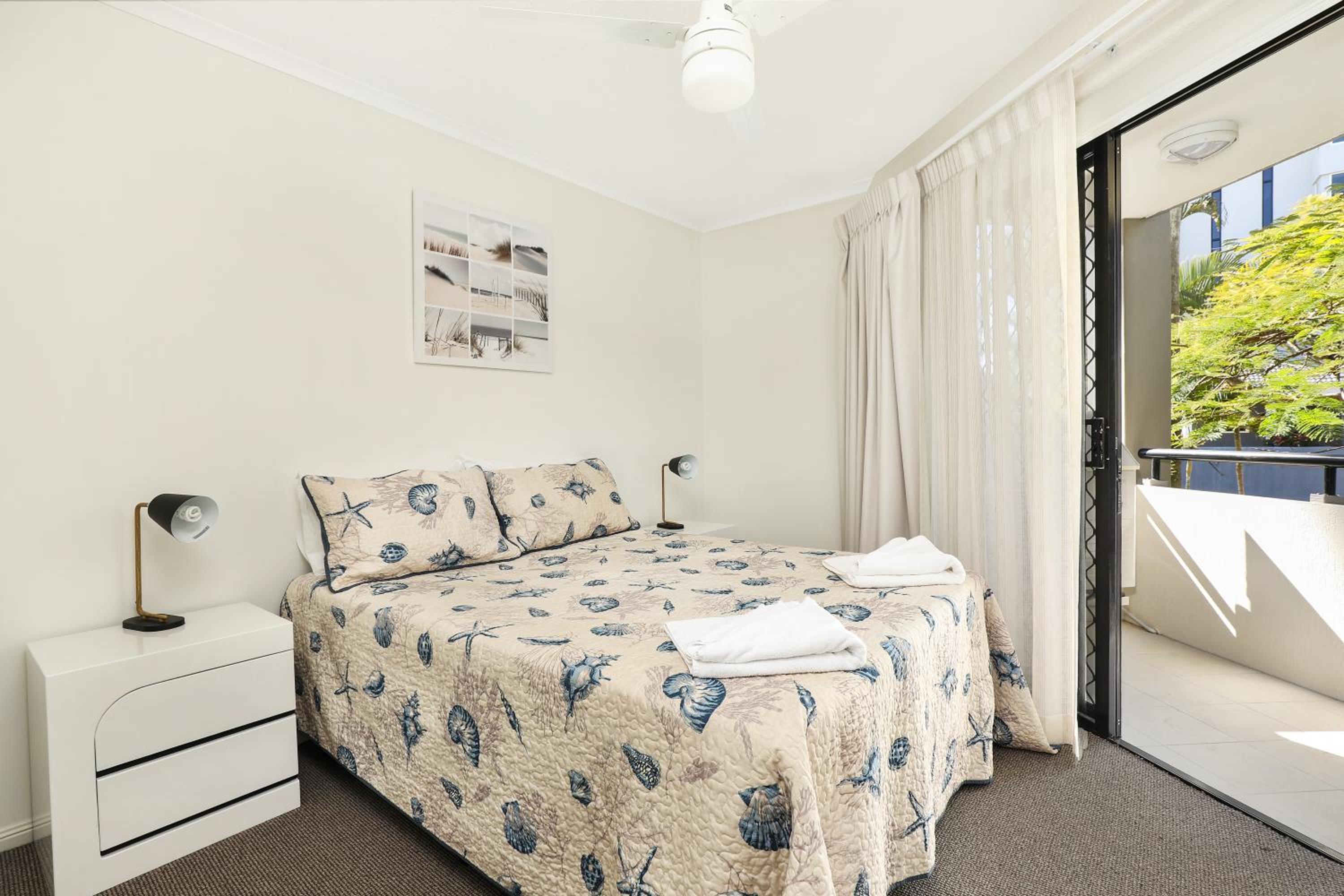 One-Bedroom Apartment - Ground Floor photo 3