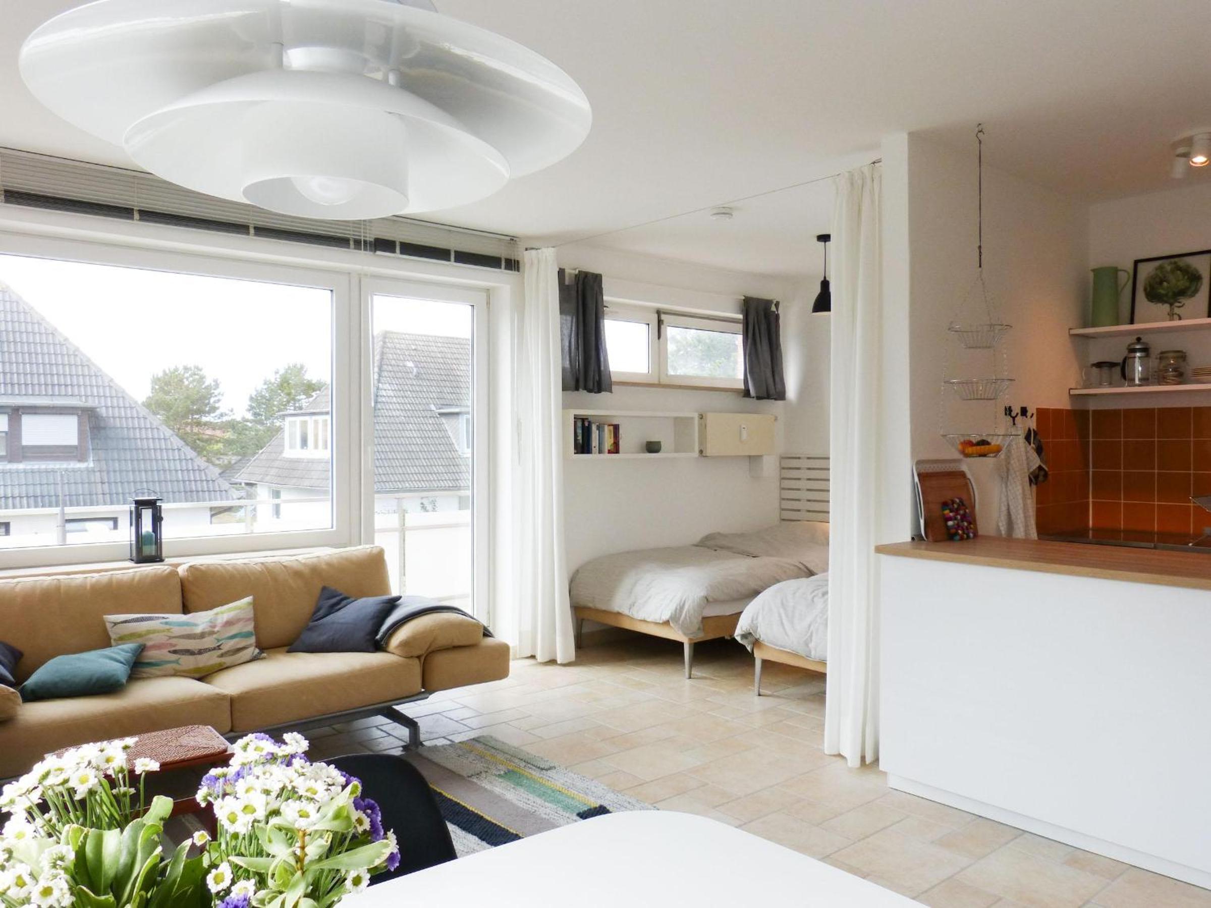 Apartment with Balcony photo 1
