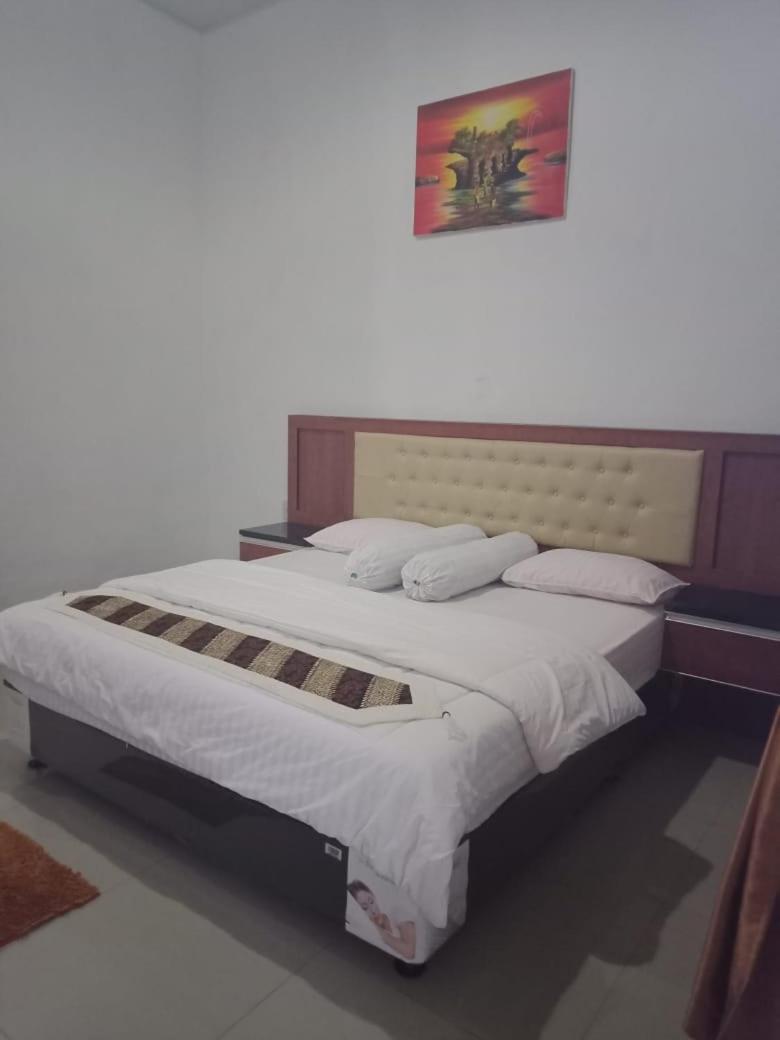 Deluxe Queen Room - Photo 1