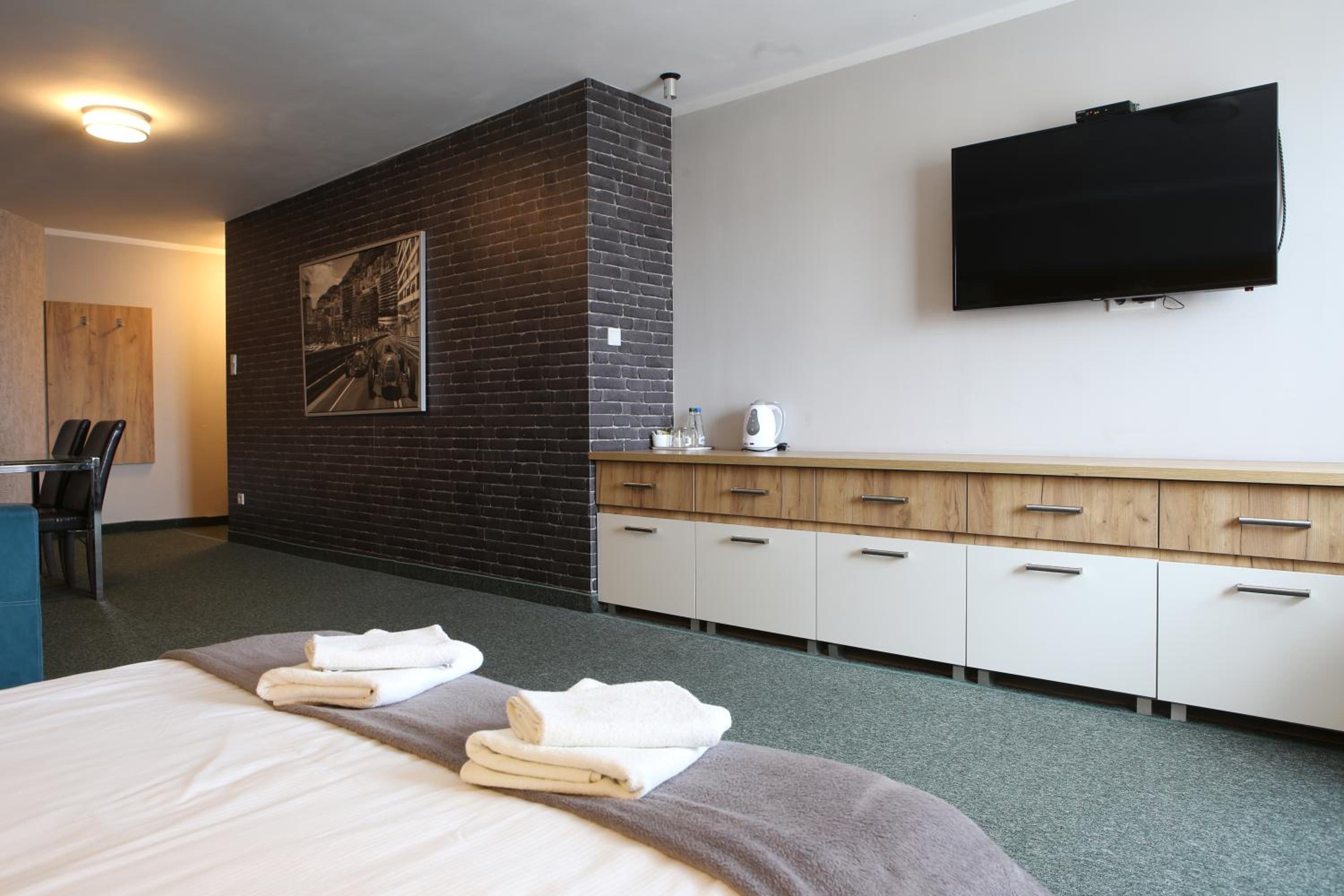 Apartment - Photo 4