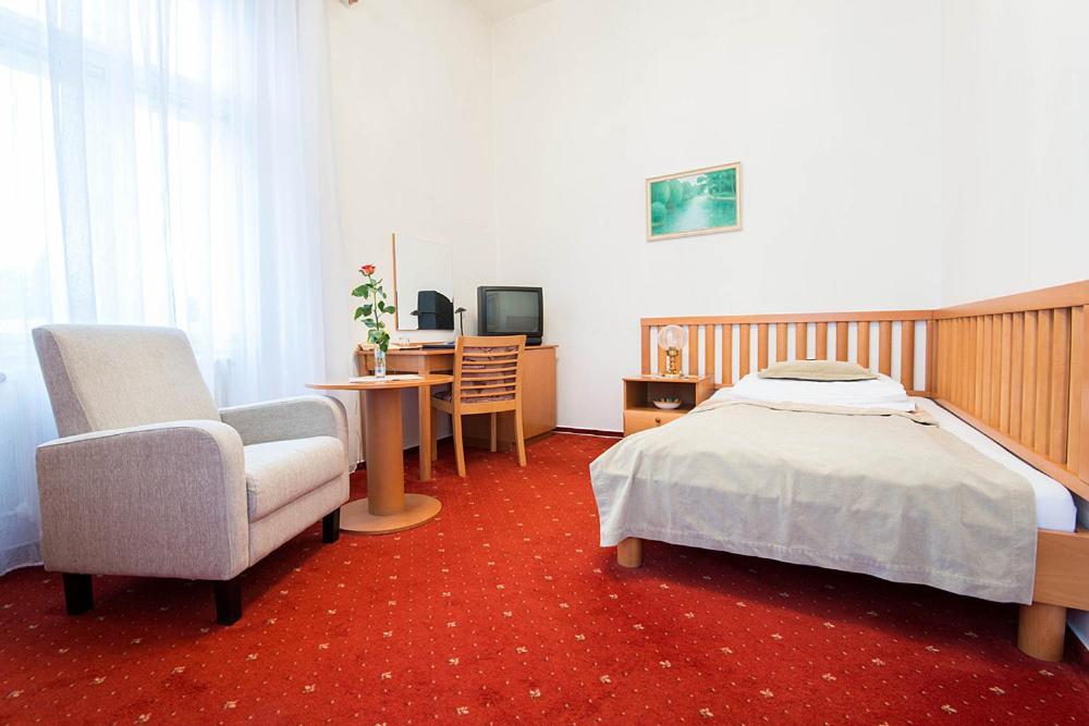 Standard Single Room