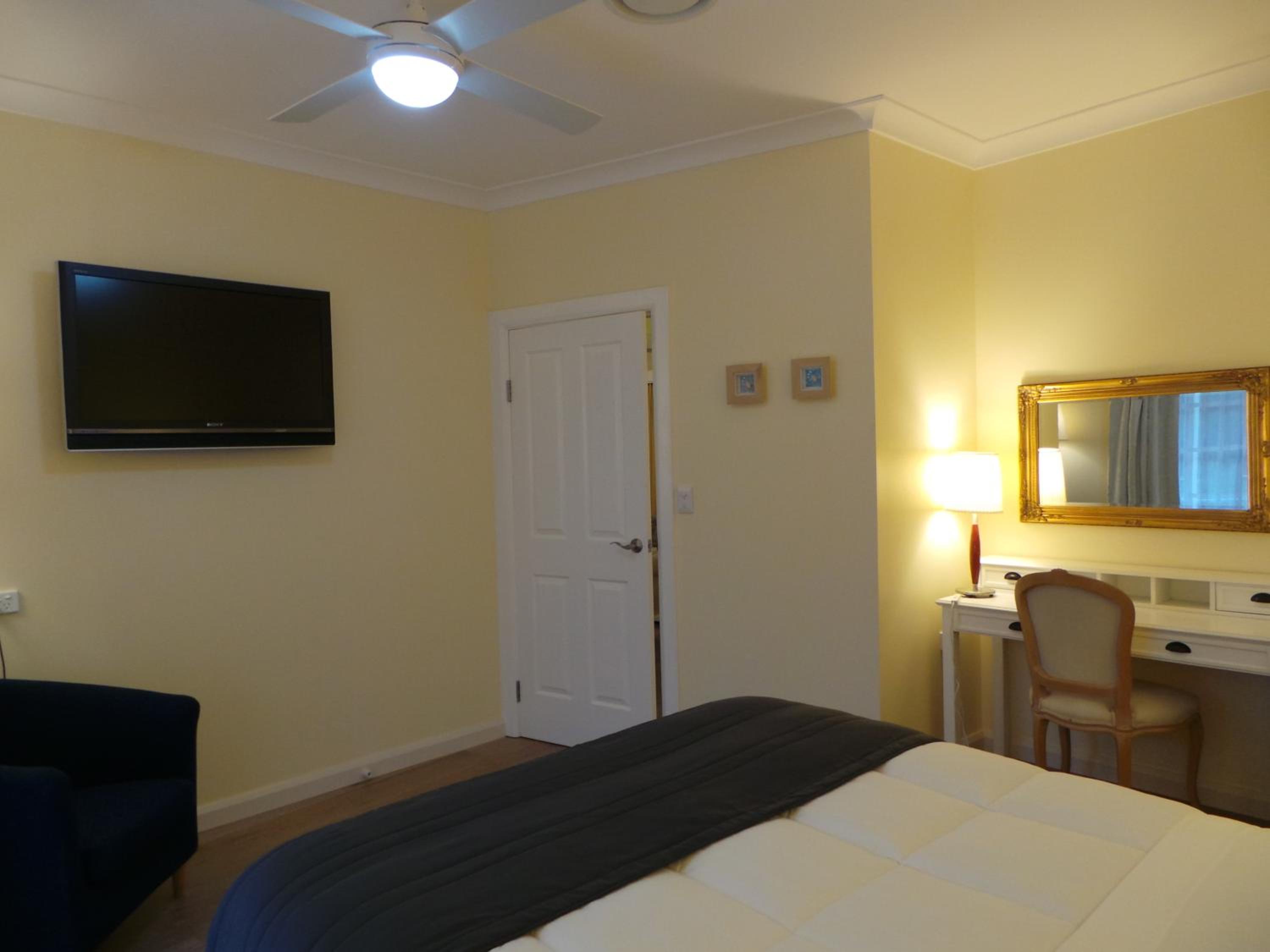Apartment photo 1