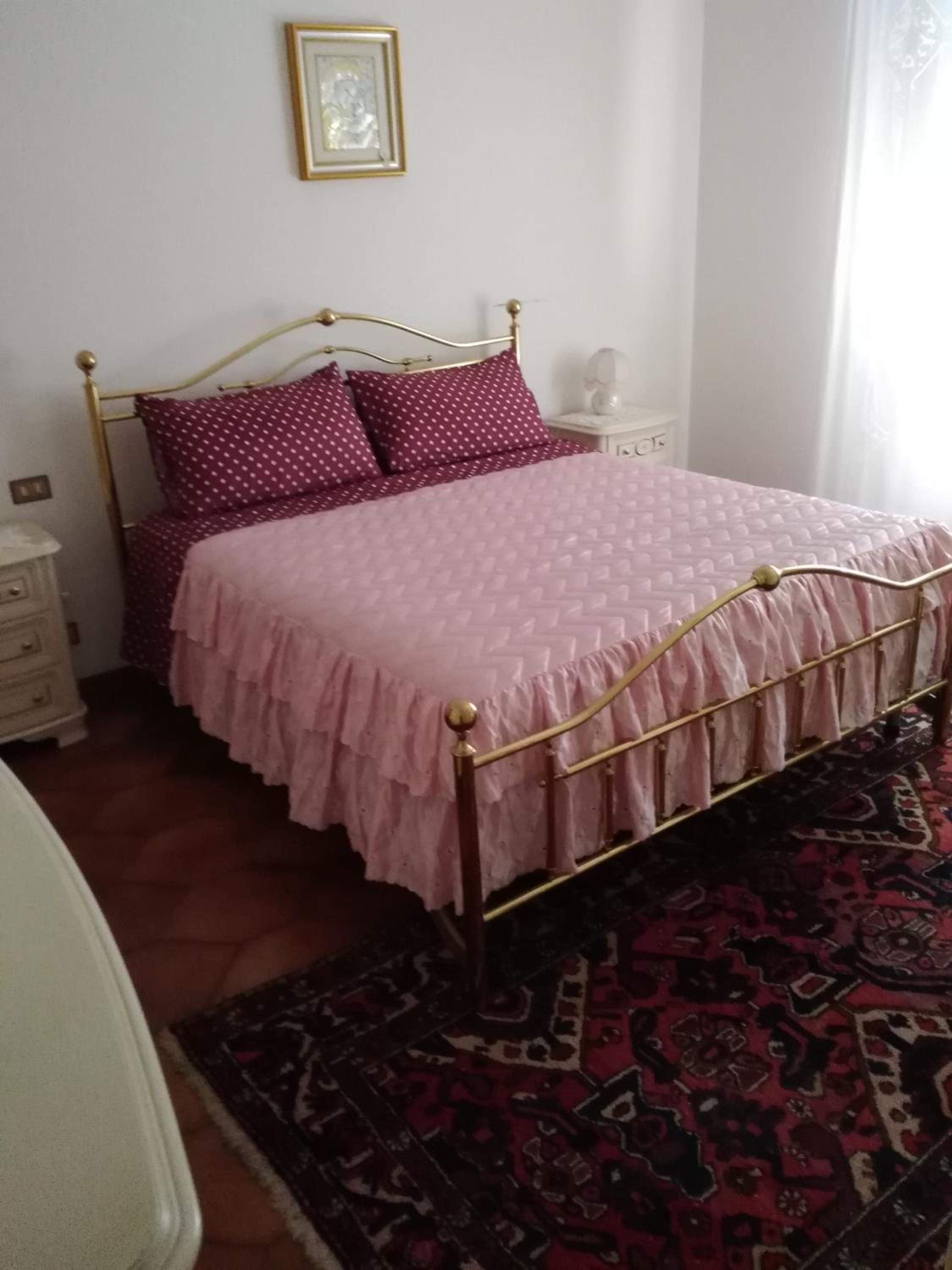 Villa - Photo 1