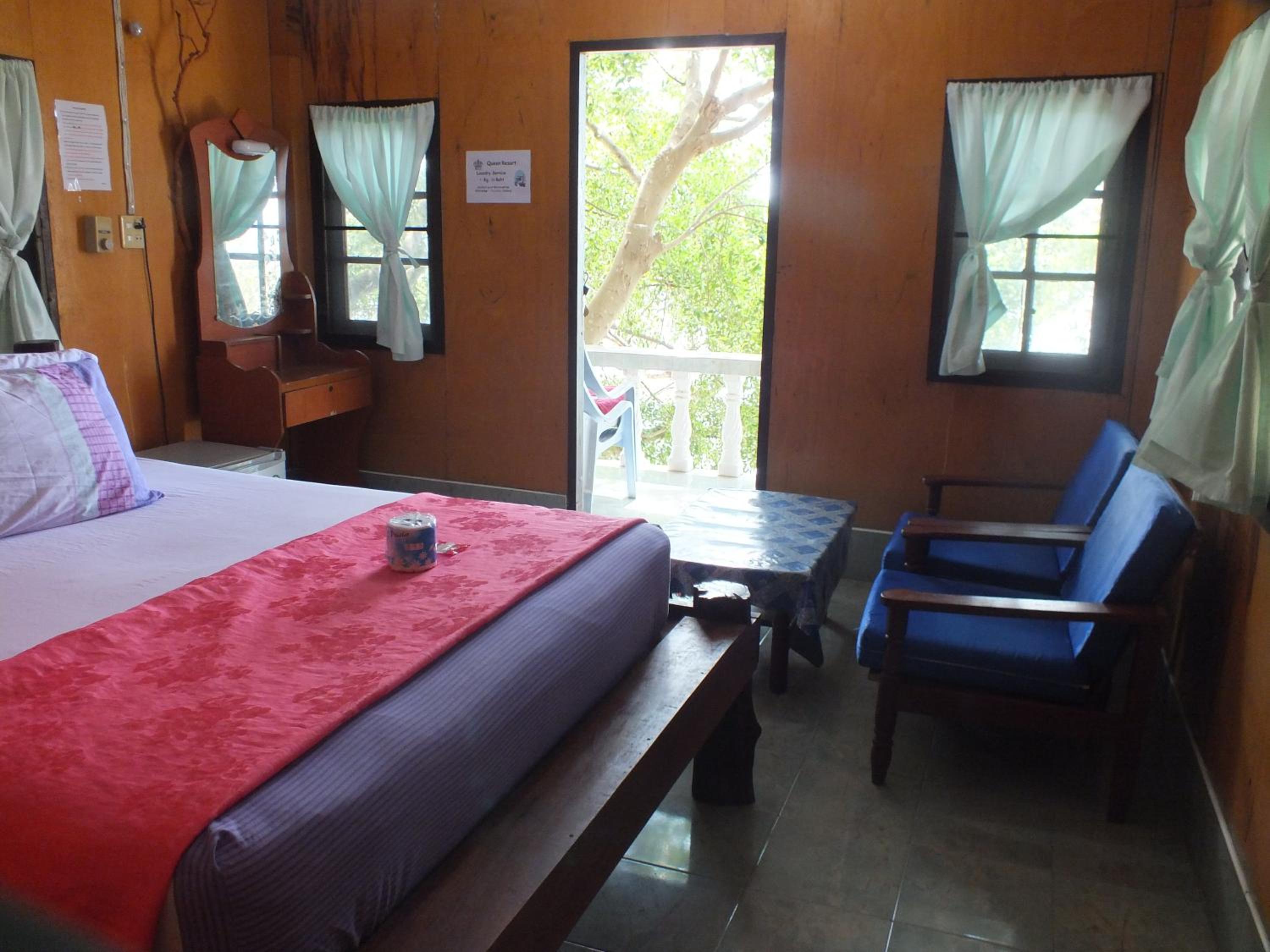 Double Room with Fan Balcony and Sea View