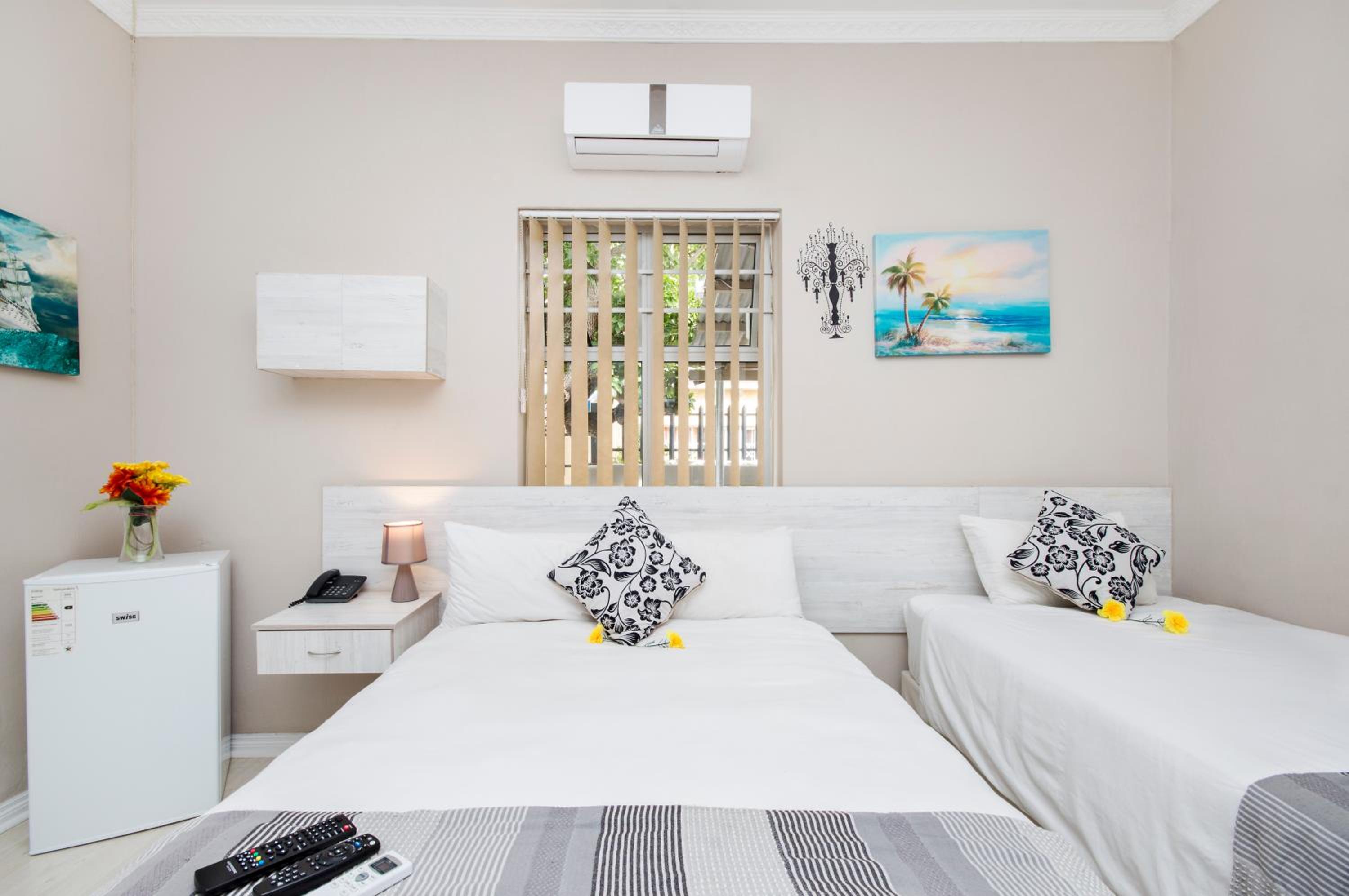 Deluxe Double Room with Shower photo 1