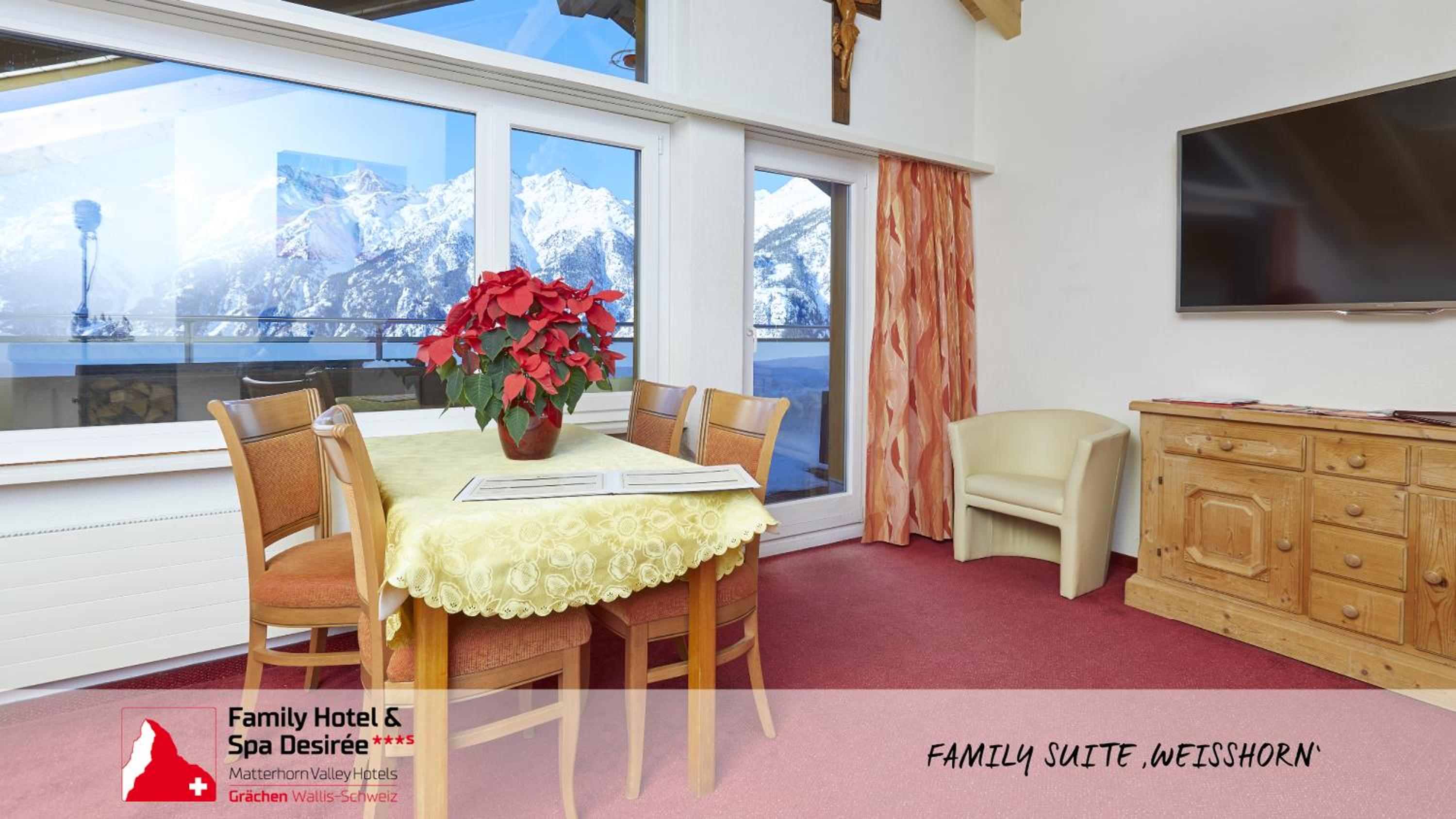Family Suite with Balcony photo 1