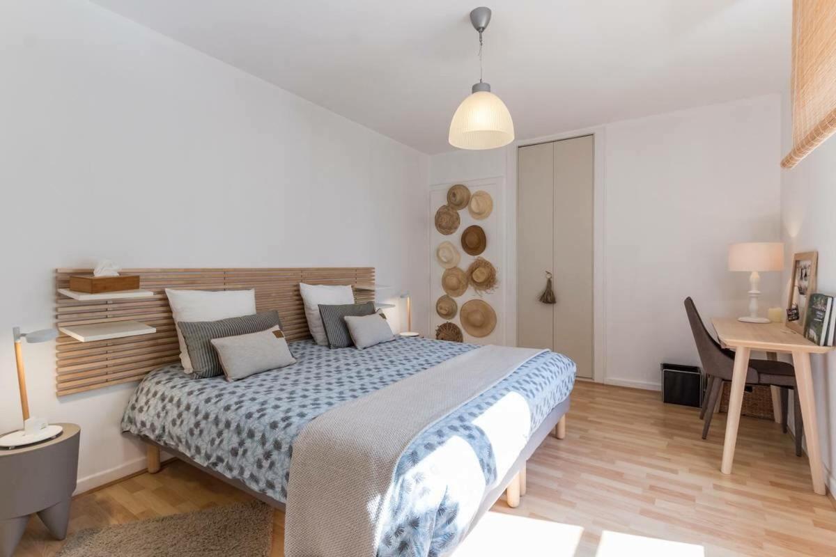 One-Bedroom House - Photo 11