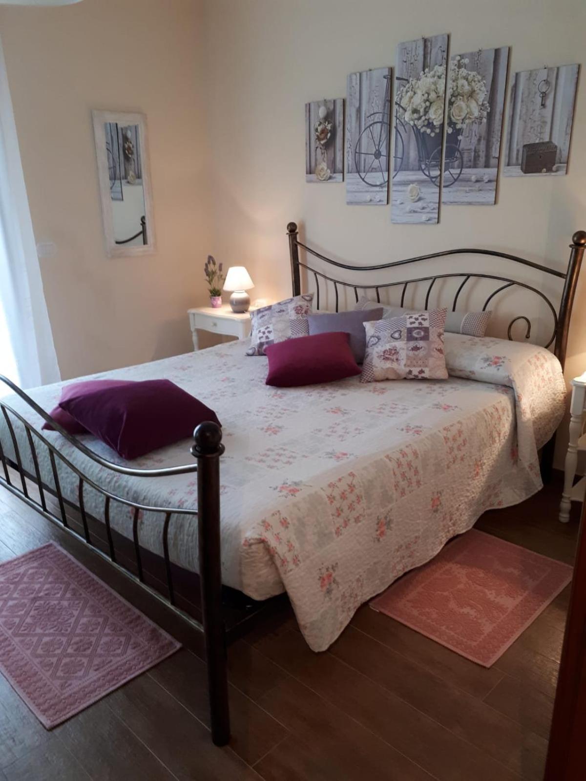 Double Room with Balcony (2 Adults + 1 Child) photo 2