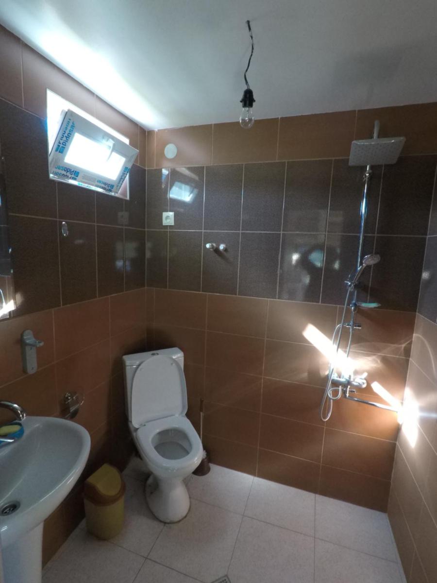 Standard Twin Room with Shared Bathroom