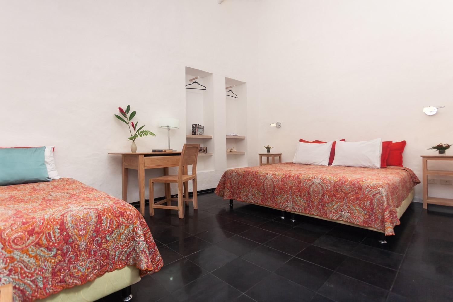 Deluxe Triple Room photo 1