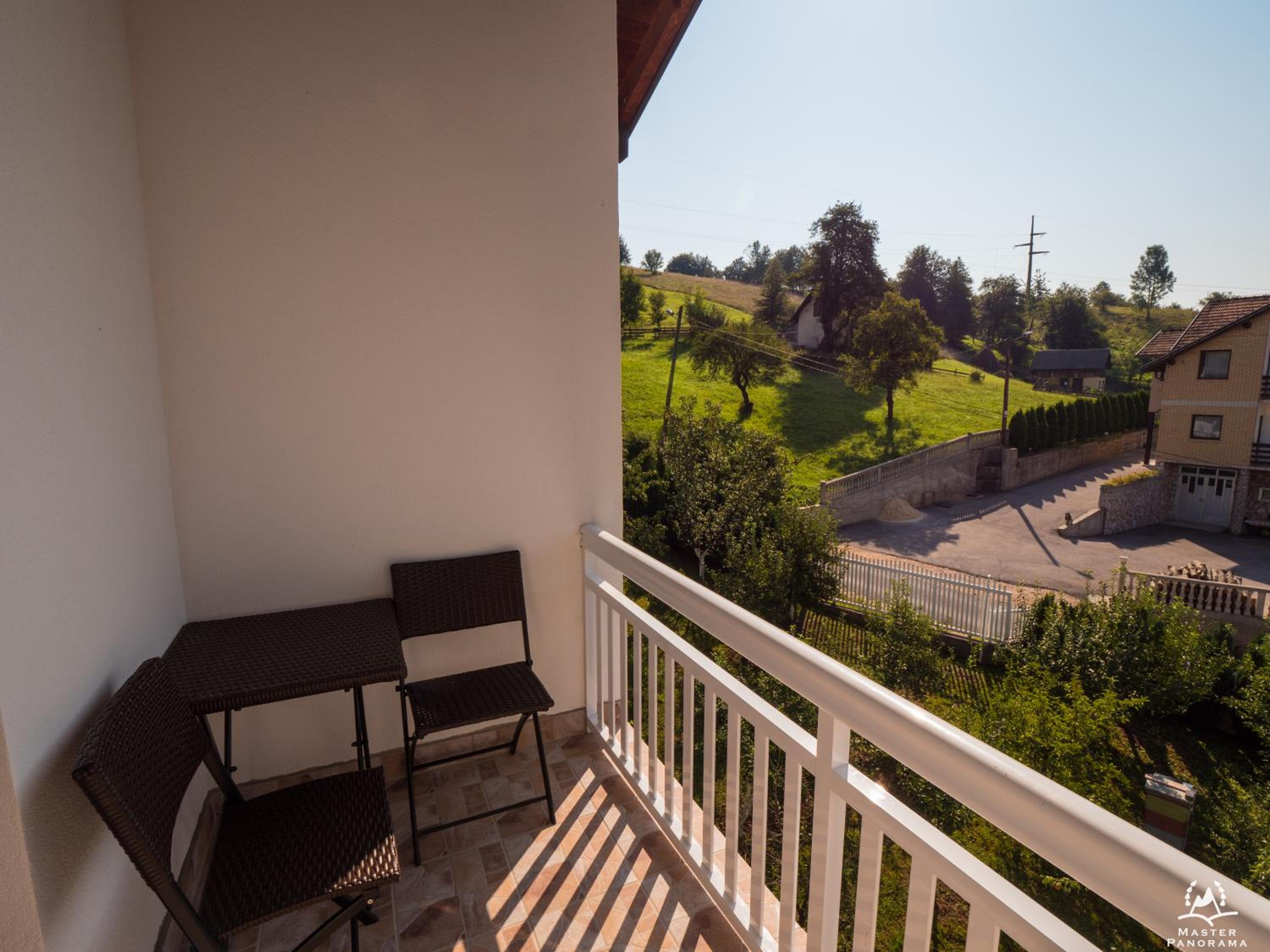 Apartment With Mountain View photo 1
