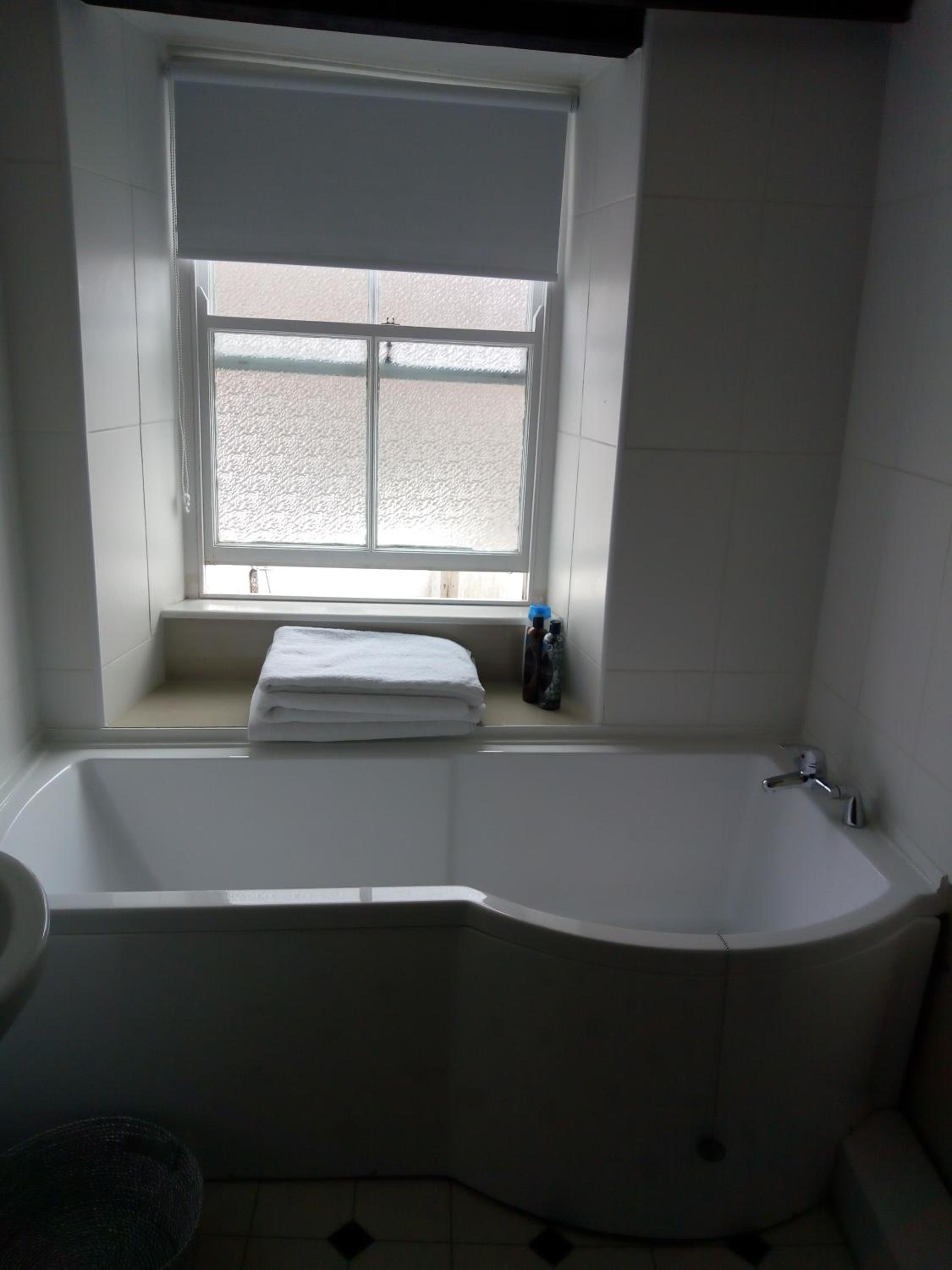 Budget Double Room photo 2
