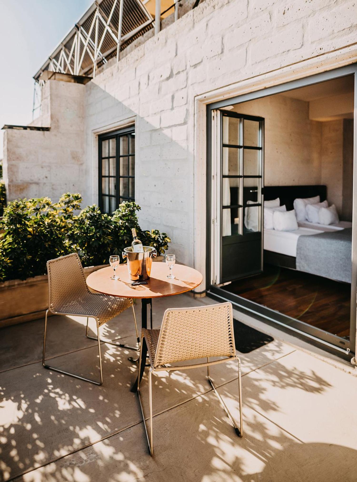Junior Suite with Balcony photo 2