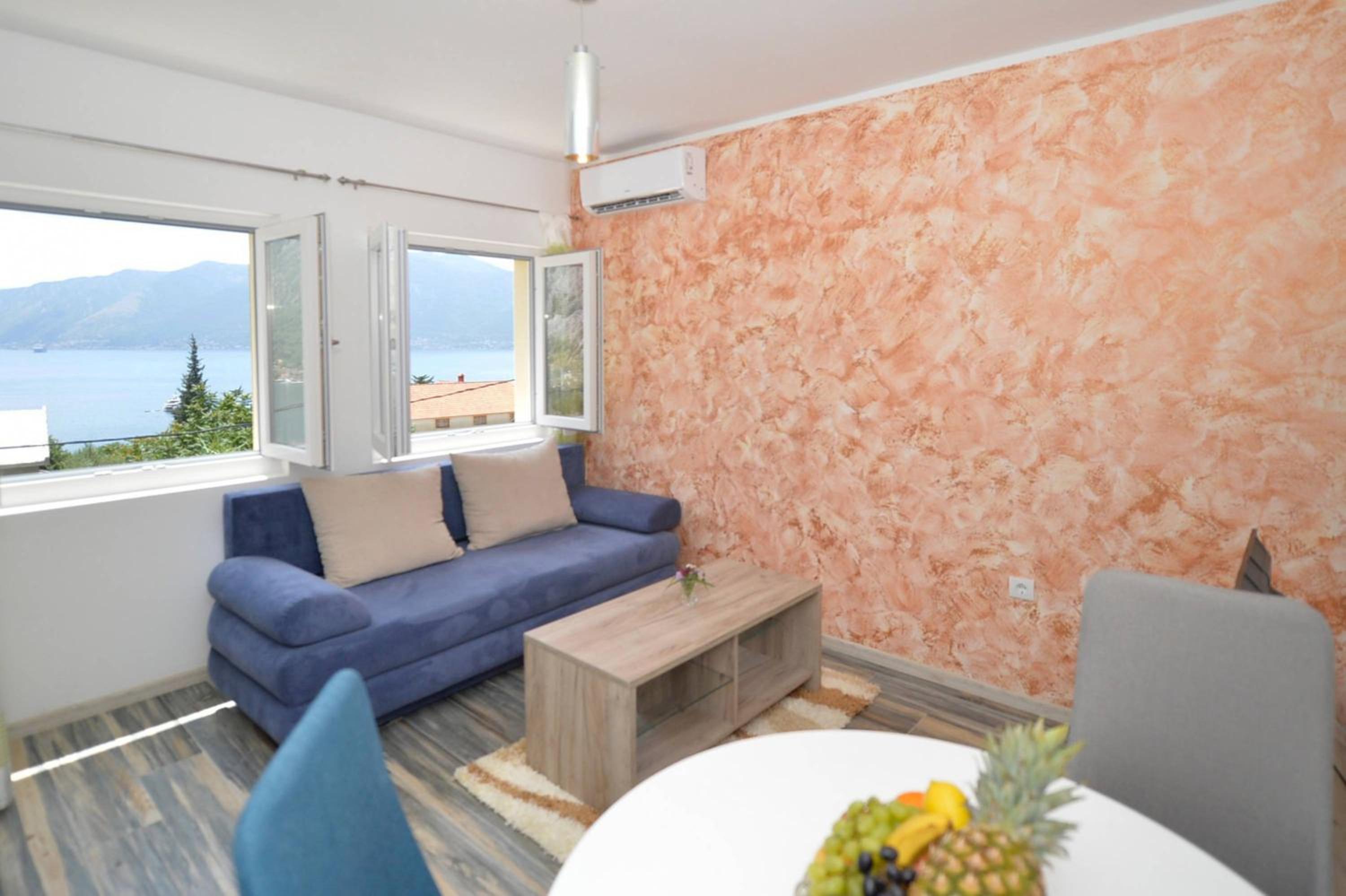 Apartment with Sea View photo 3