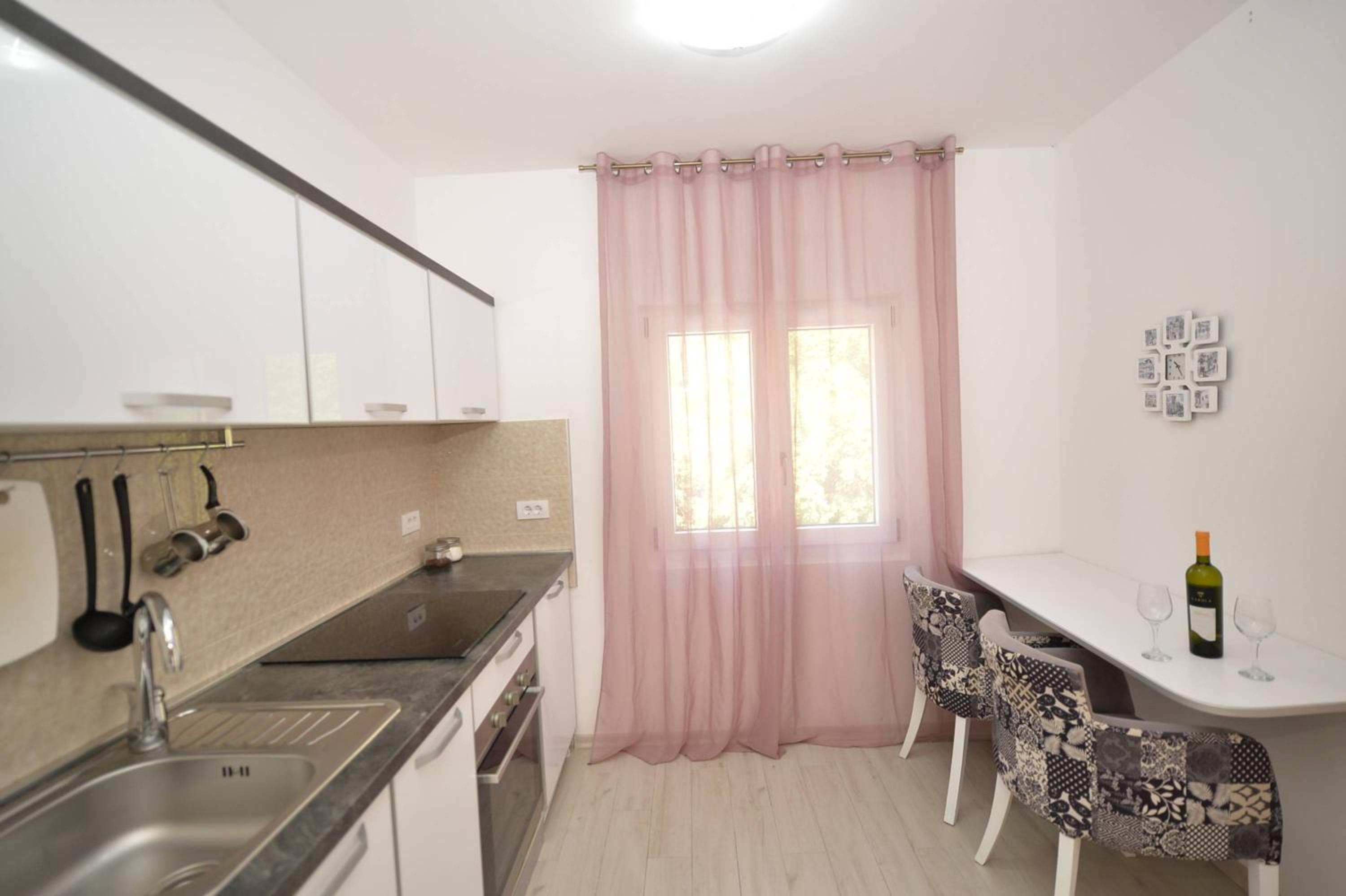 Apartment with Sea View photo 2