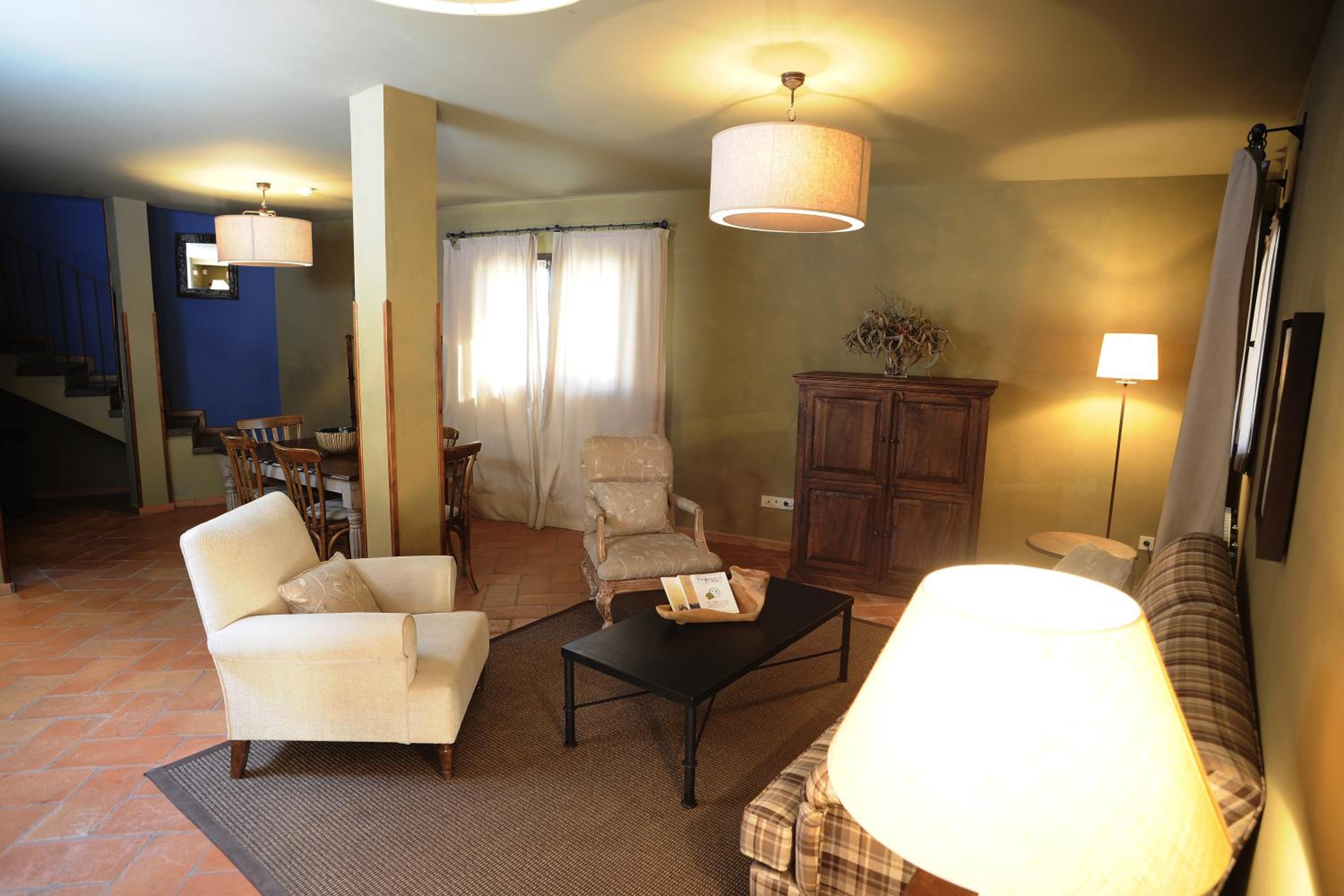 Two-Bedroom Apartment photo 3