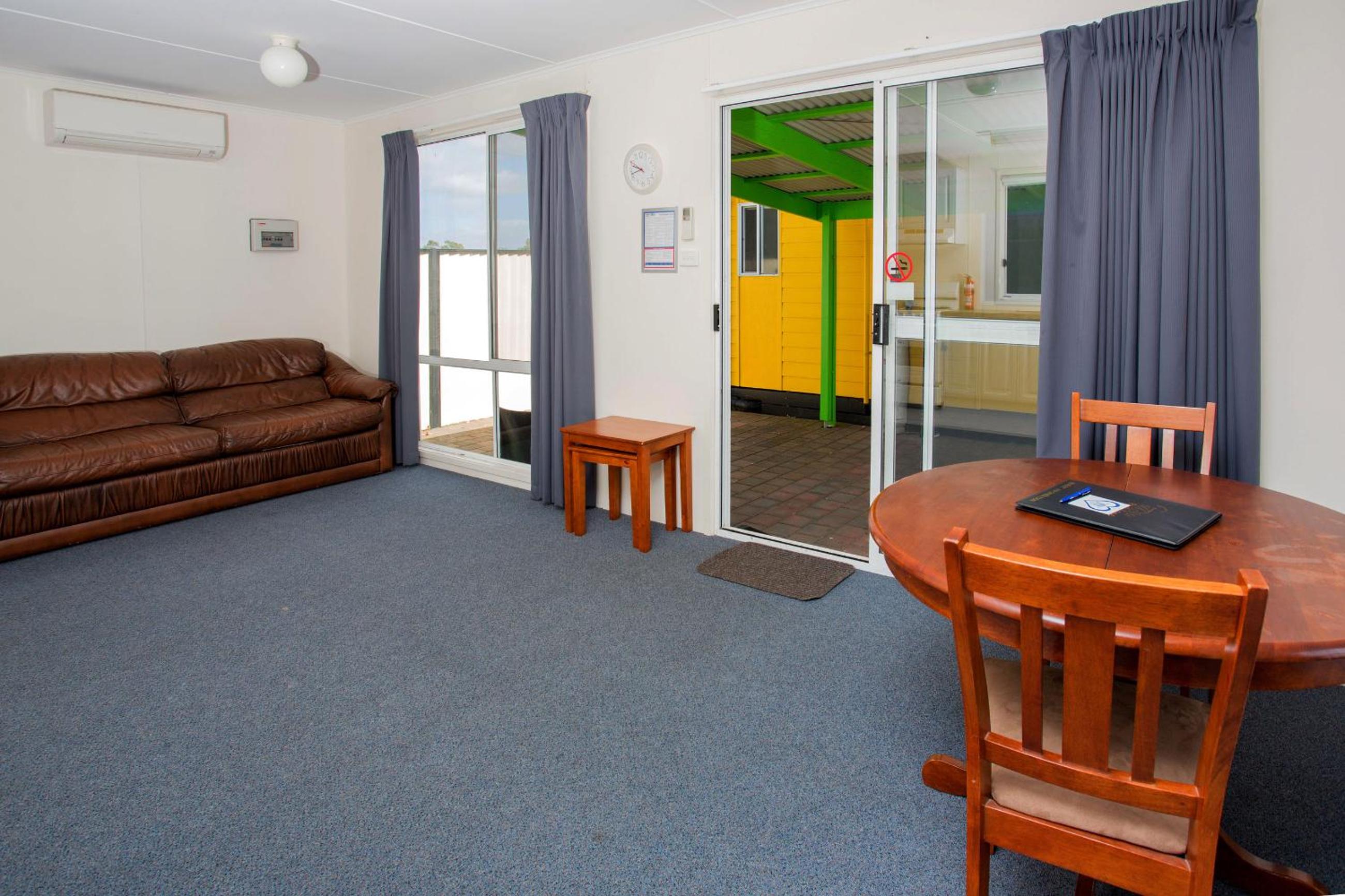 Standard Cabin (2 Guests) photo 1