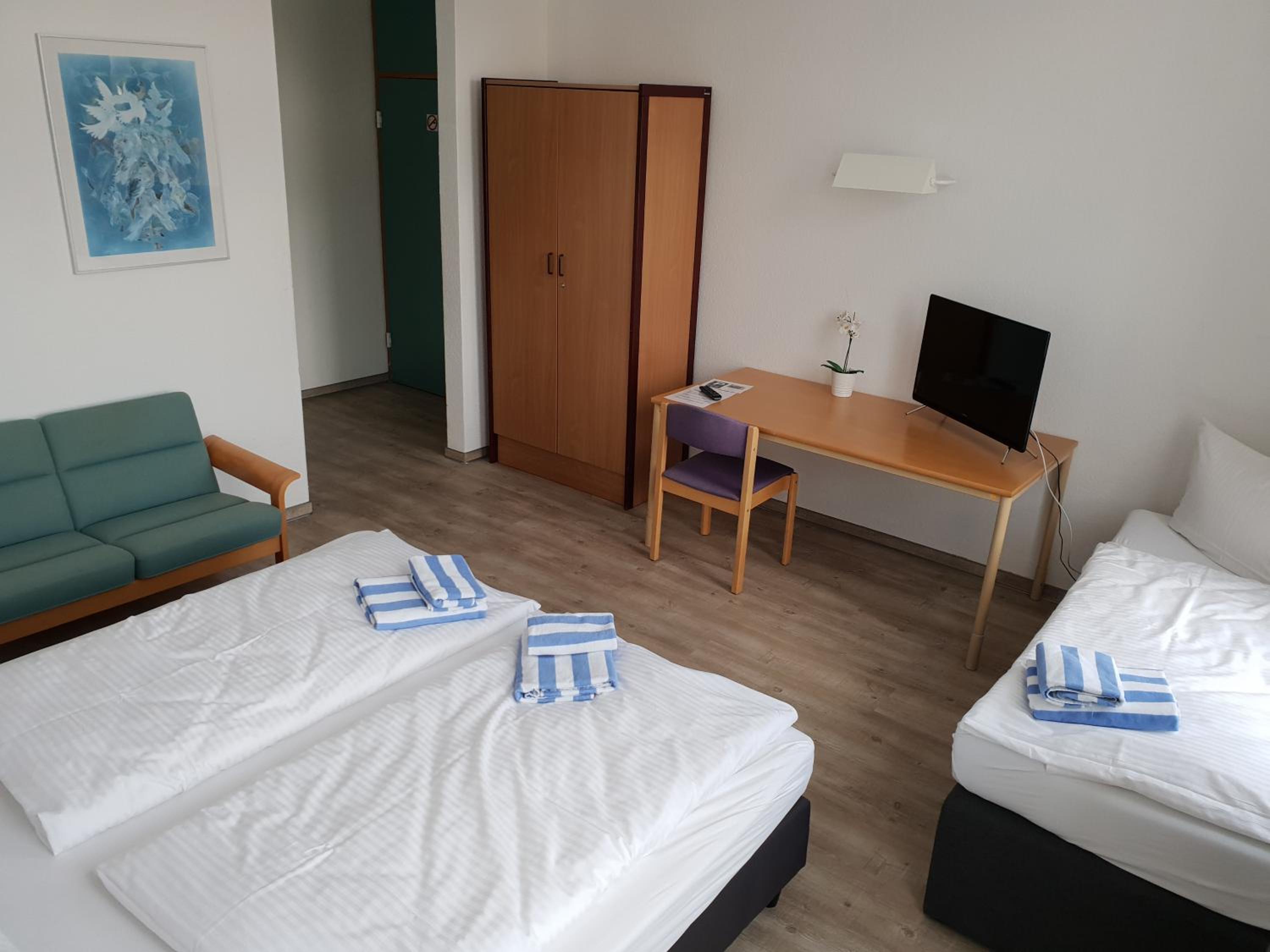 Triple Room - 04 - Photo 2