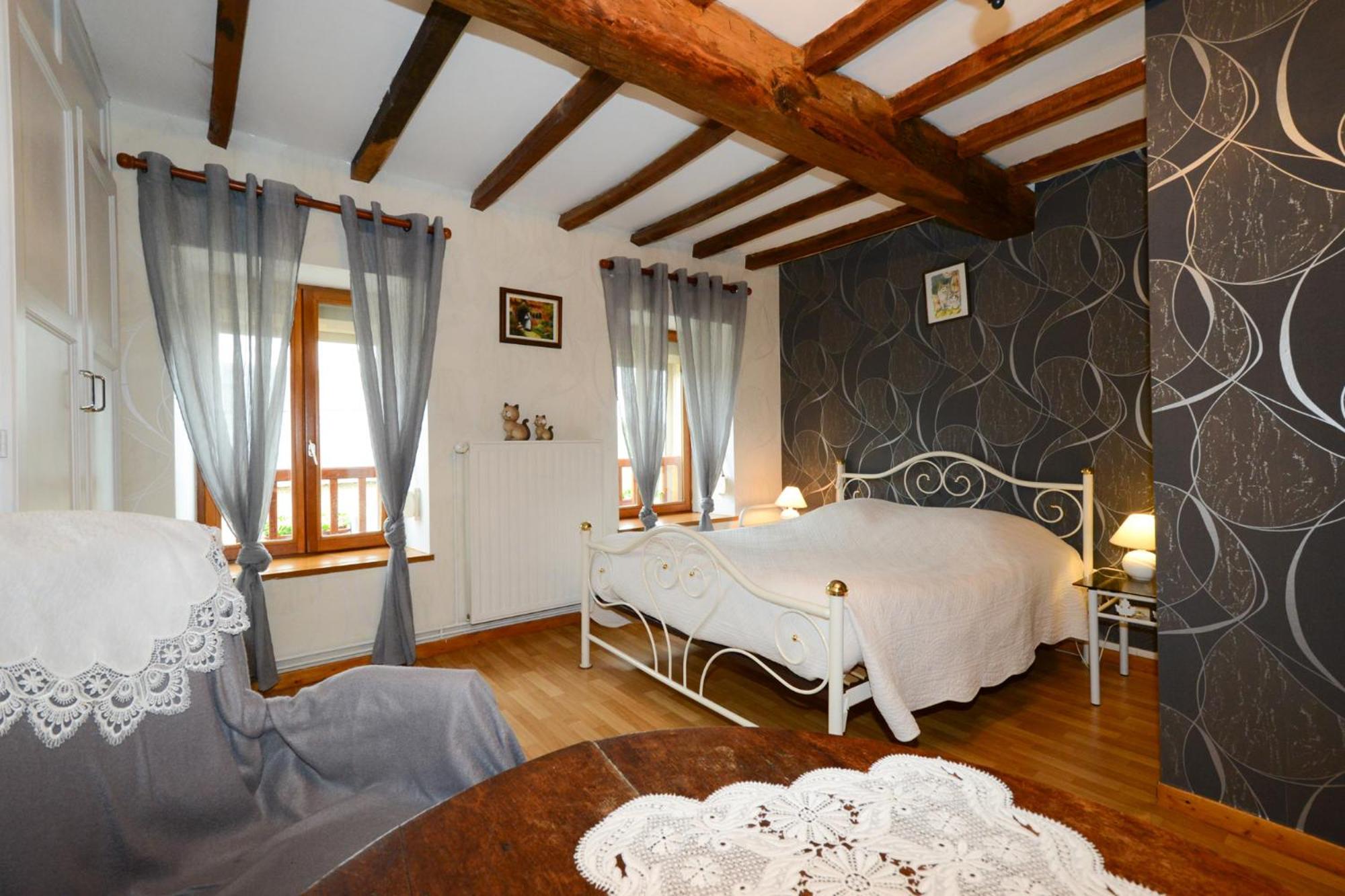 Quadruple Room with Shower - Photo 8