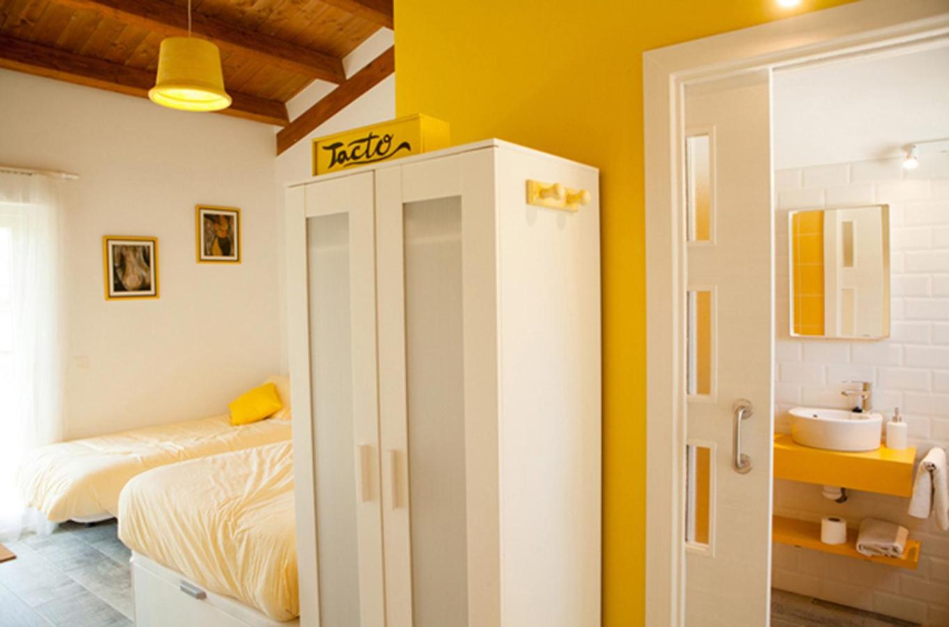 Habitación Doble o con Dos Camas con Vista al Jardín