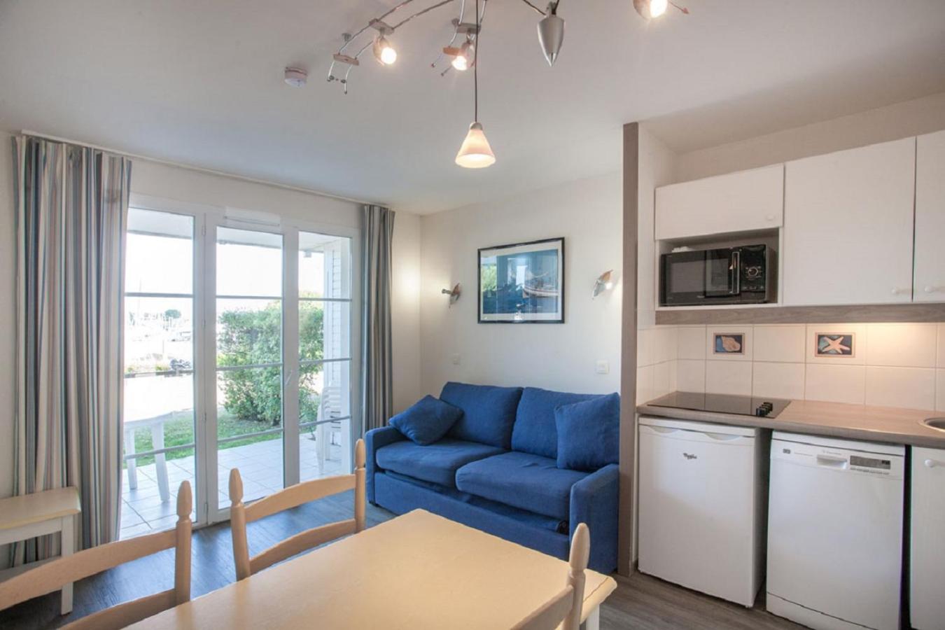 Prestige One-Bedroom Apartment (5 People) photo 2