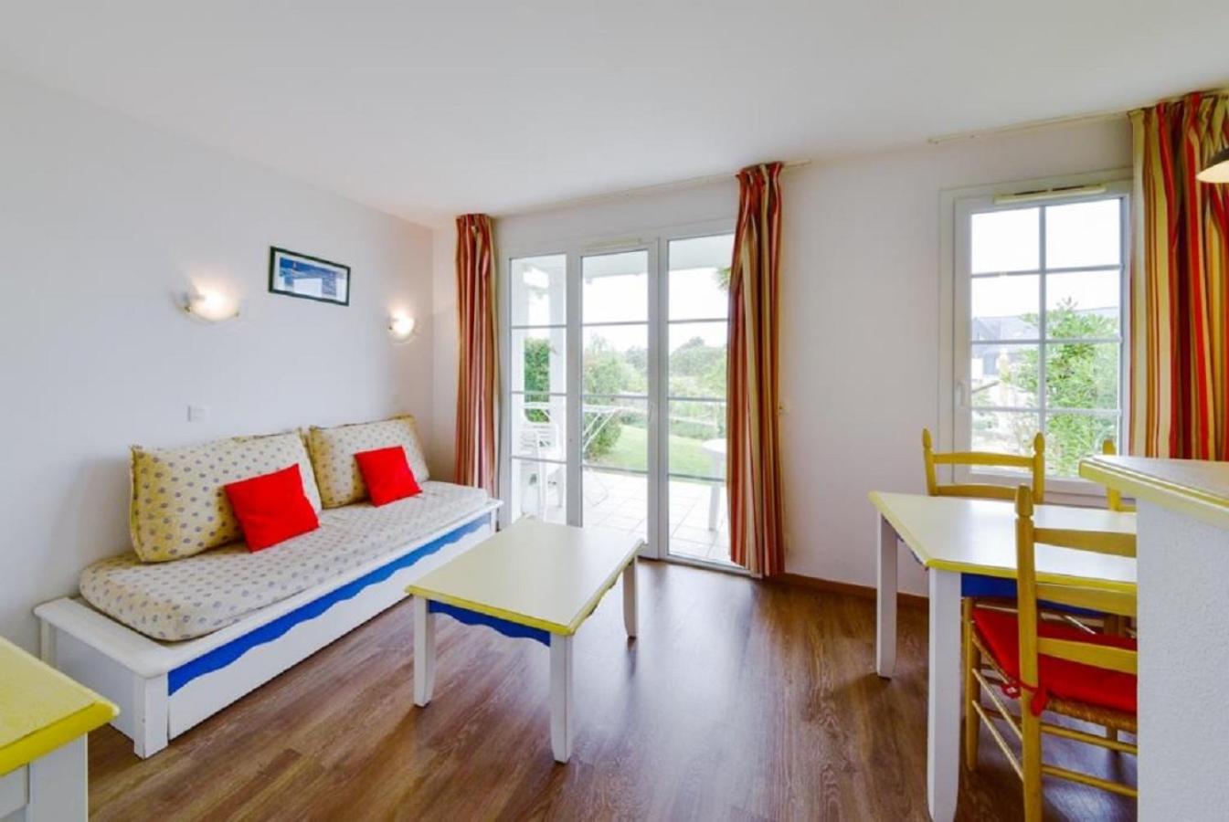 Comfort One-Bedroom Apartment (6 People) photo 1