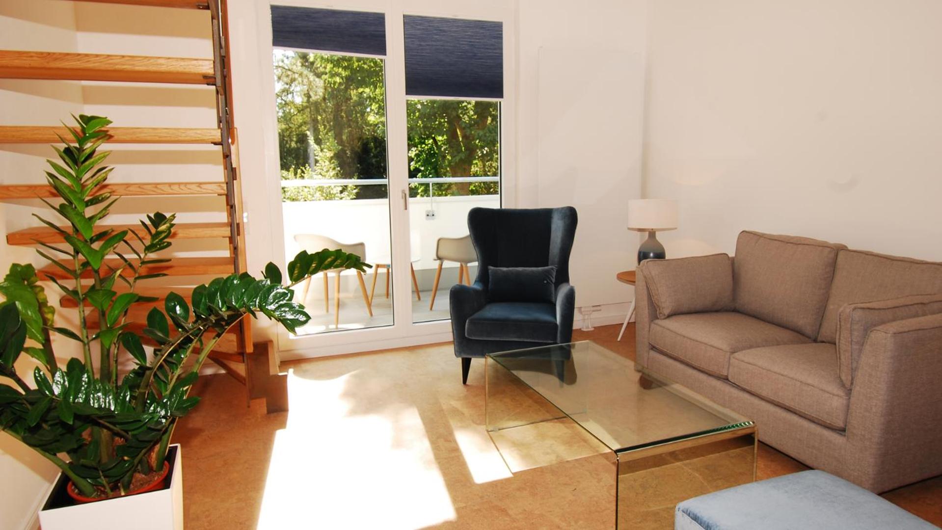 Suite - Photo 1