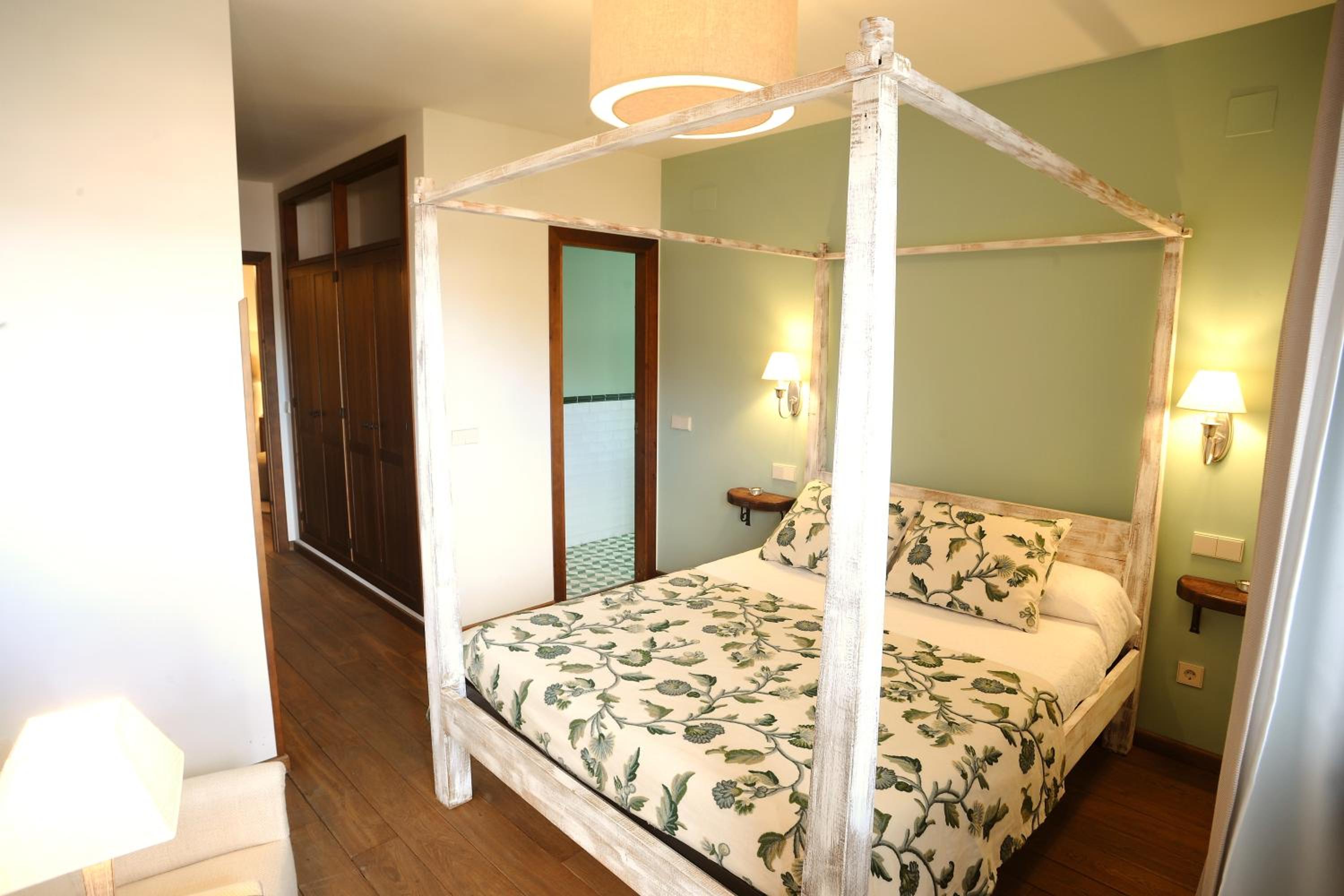 One-Bedroom Apartment (2 Adults) photo 2