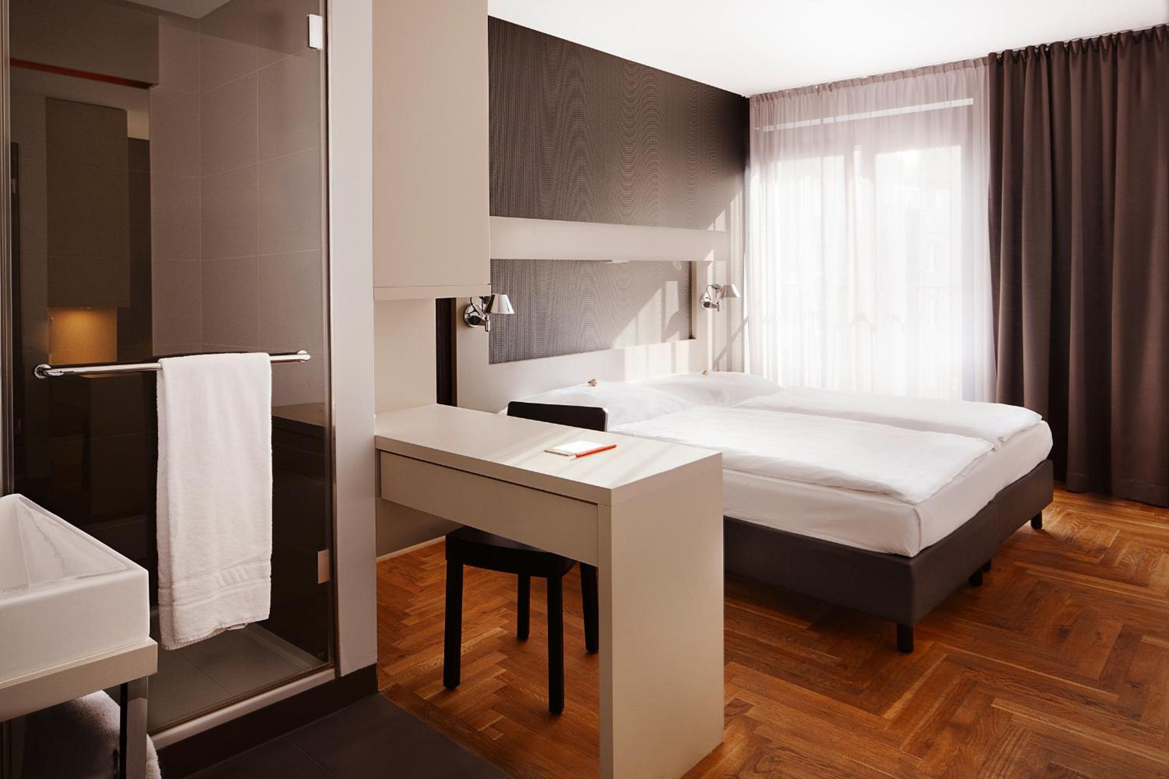 Double Room photo 3